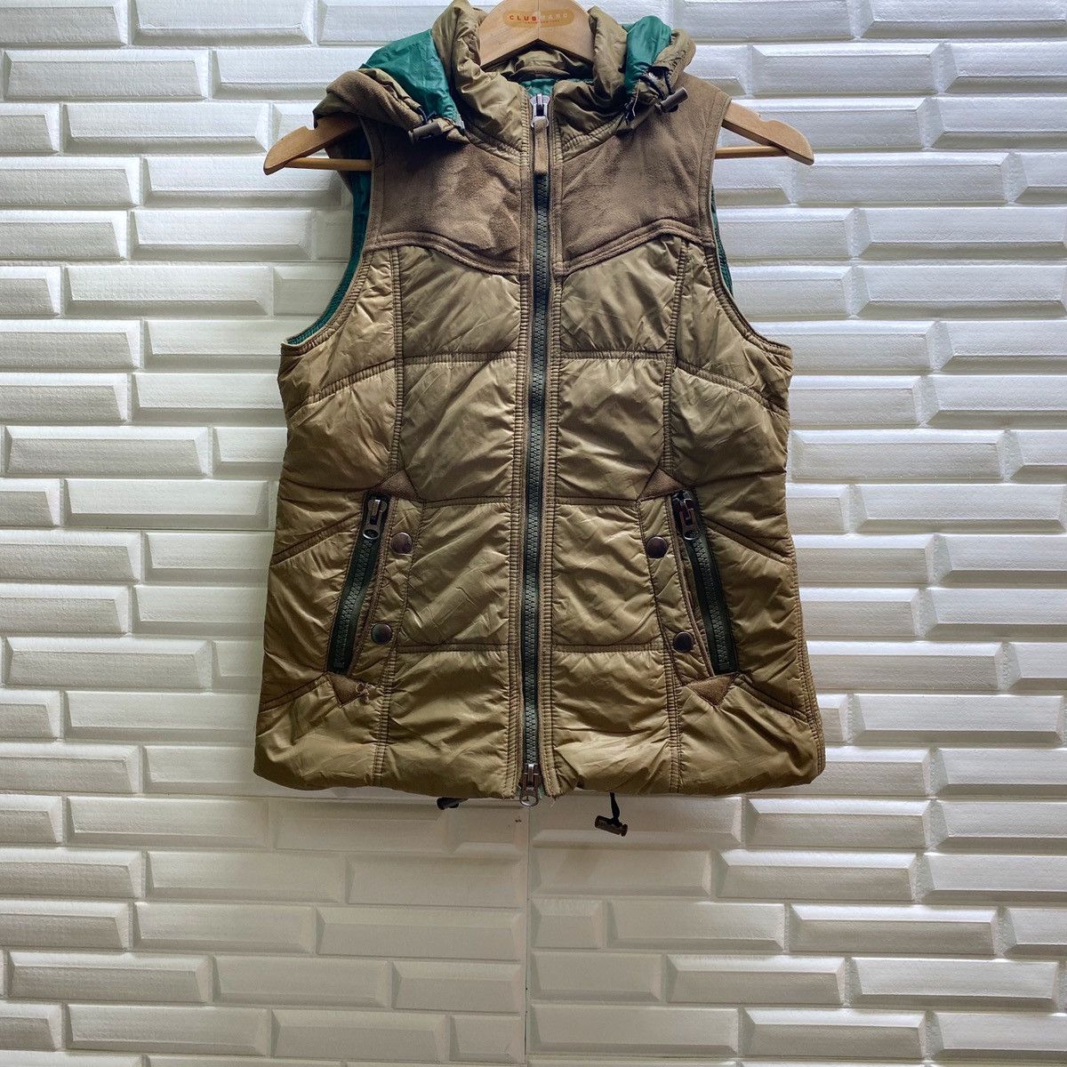 Tracey Vest PRD Primitive style Direction Down Puffer Hood Vest | Grailed