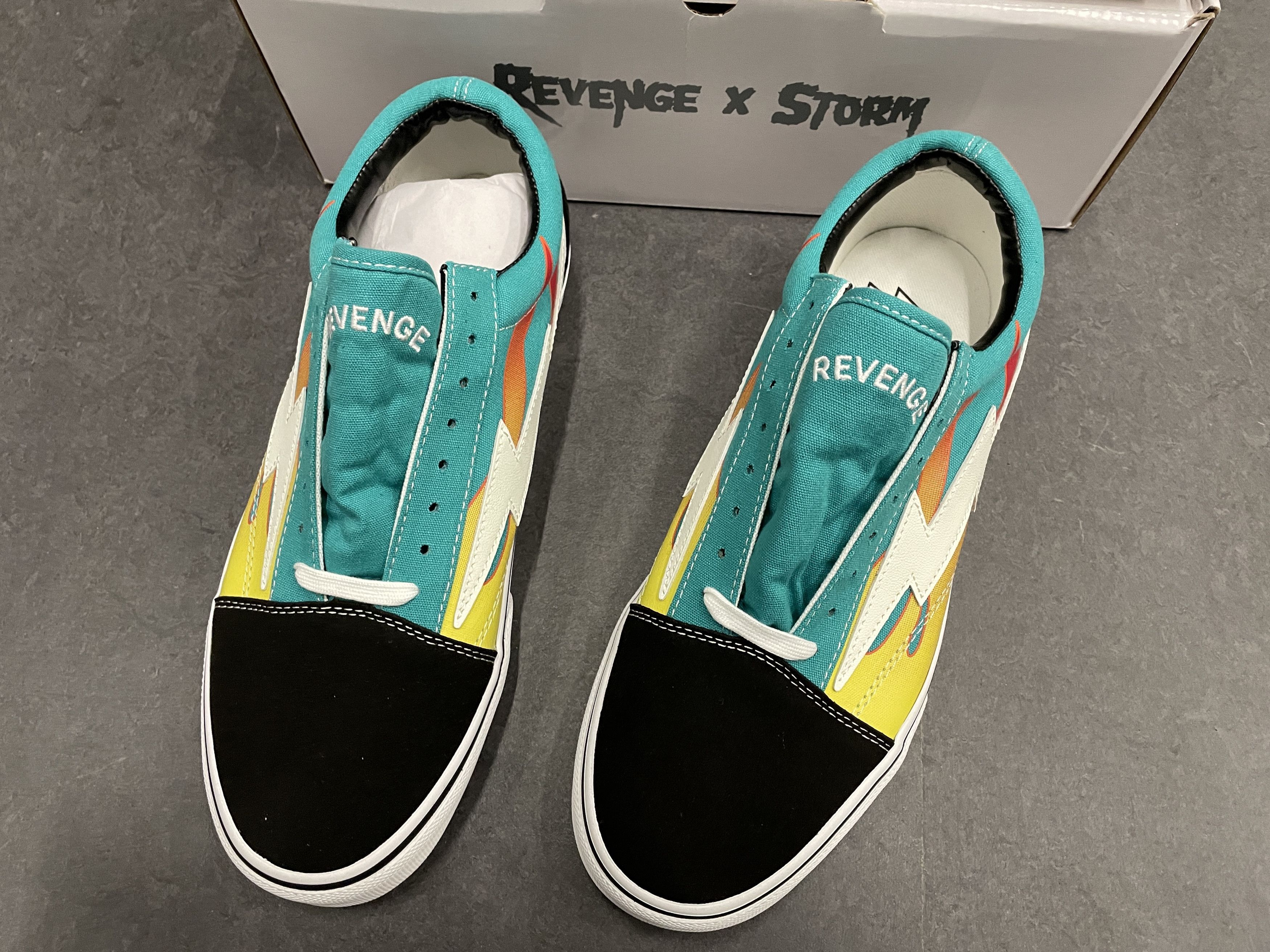 Other Brand New Teal Flame Fire 100% Authentic Size 10 Size US 10 / EU 43 - 4 Thumbnail