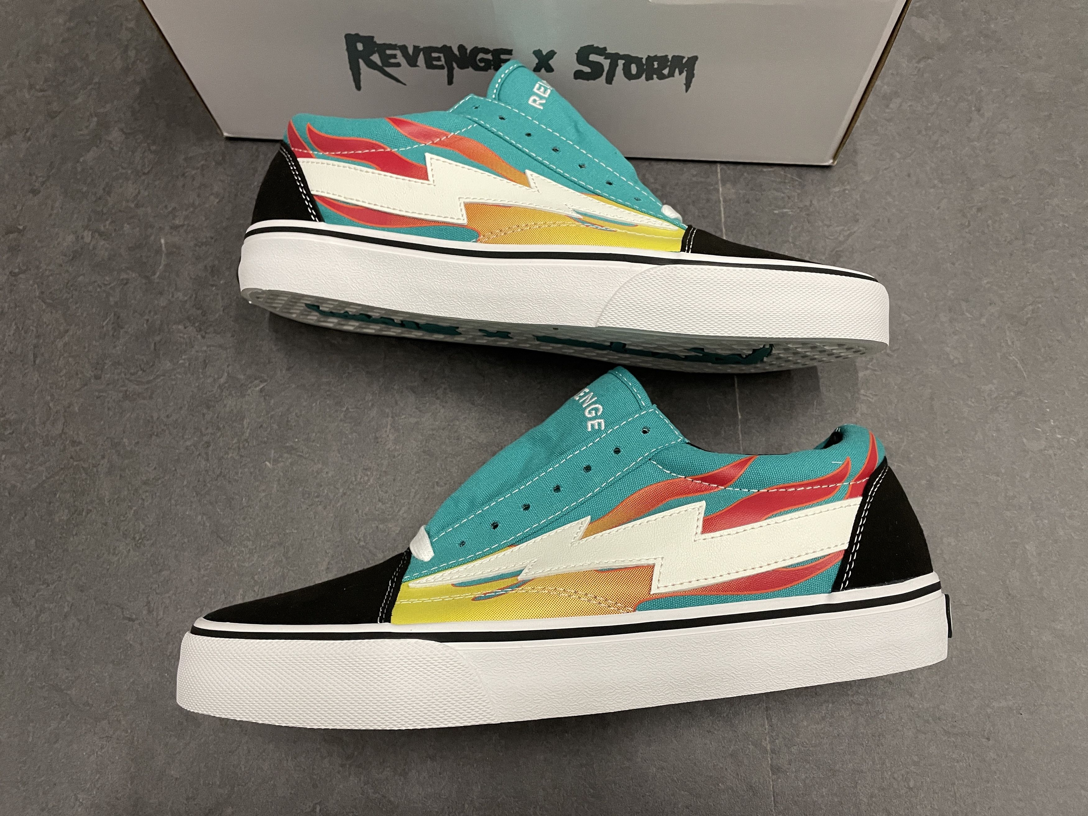 Other Brand New Teal Flame Fire 100% Authentic Size 10 Size US 10 / EU 43 - 6 Thumbnail