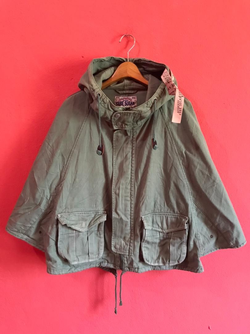 CUBE SUGAR CLOAKS &CAPES