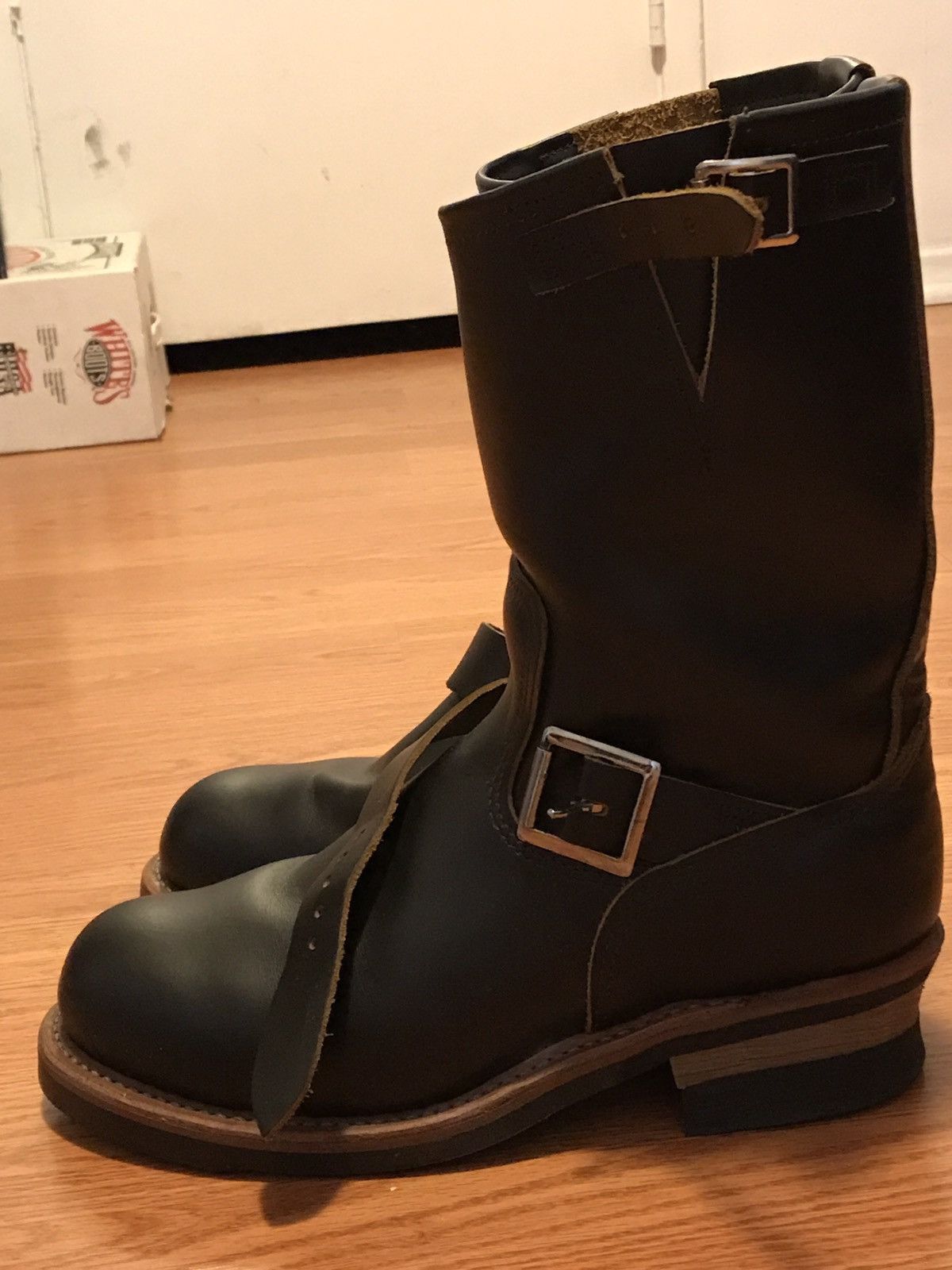 Red wing 9268 engineer boots shop