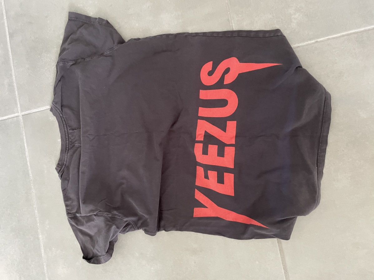 Kanye West Kanye West Yeezus Tour Tee Size US M / EU 48-50 / 2 - 2 Thumbnail