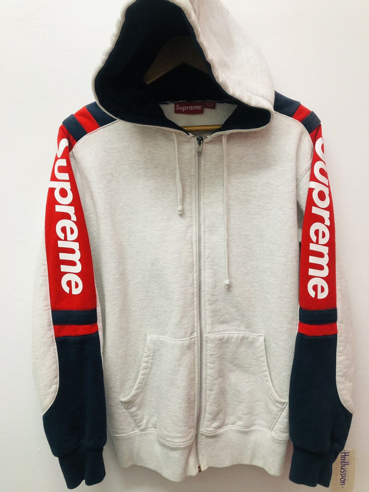 Supreme Supreme hoodie big logo Made in Canada | Grailed