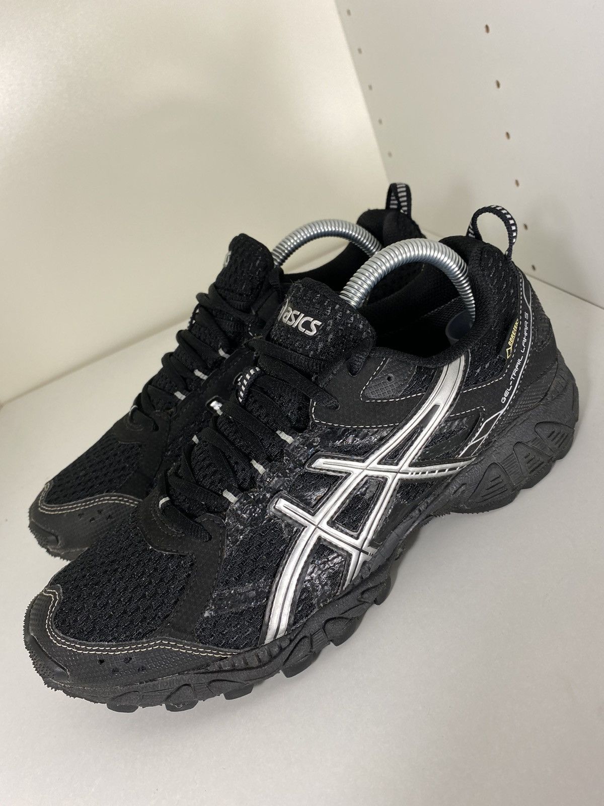 Asics Vintage Goretex gel trail lahar 5 Grailed