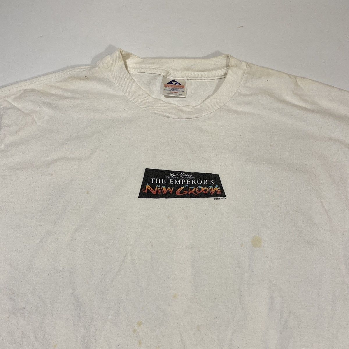 Disney Vintage The Emperor’s New Groove Tee Size US L / EU 52-54 / 3 - 1 Thumbnail