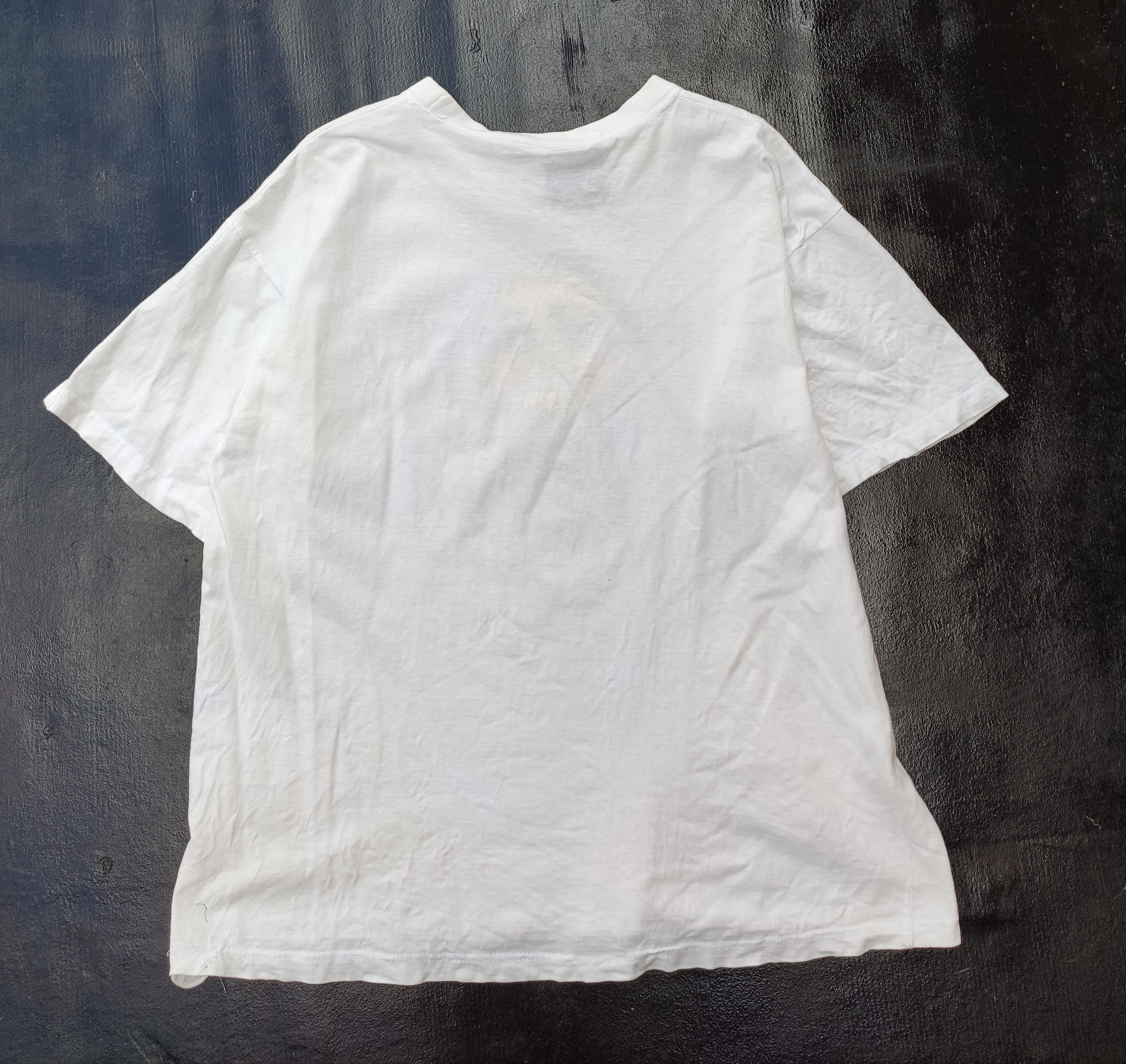 Hard Rock Cafe × Vintage Vintage 90s Hard Rock Cafe t shirt ayers rock Size US M / EU 48-50 / 2 - 3 Thumbnail