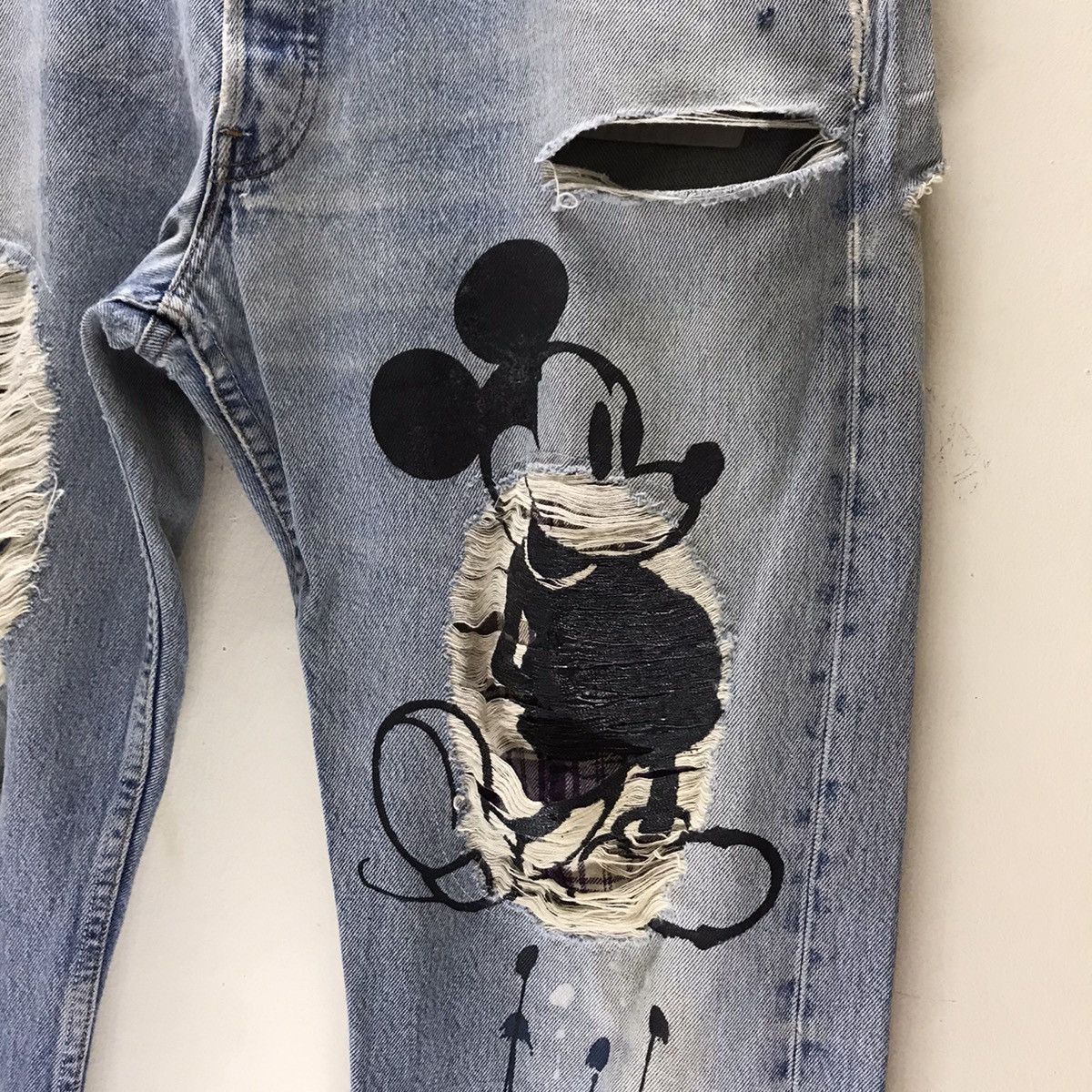 Levi's Vintage 90s Levis 501 Mickey Distressed Jeans Size US 36 / EU 52 - 7 Thumbnail