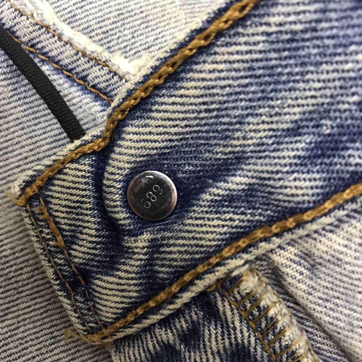 Levi's Vintage 90s Levis 501 Mickey Distressed Jeans Size US 36 / EU 52 - 19 Thumbnail