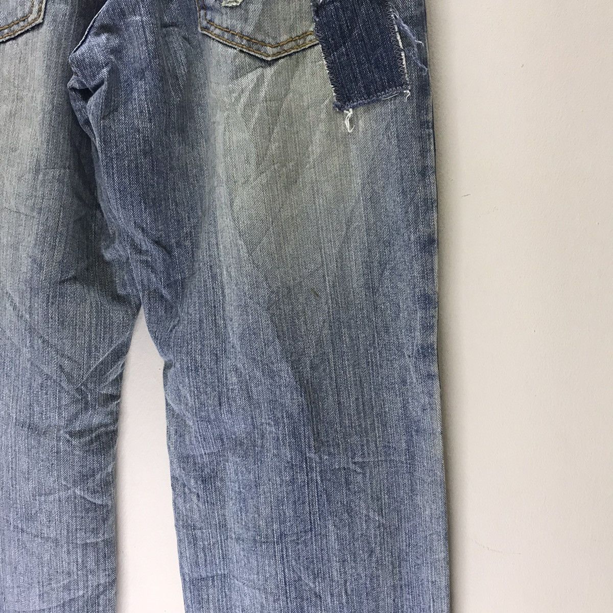 Anime Vintage Hello Kitty Distressed Denim Jeans Size 29" - 15 Thumbnail