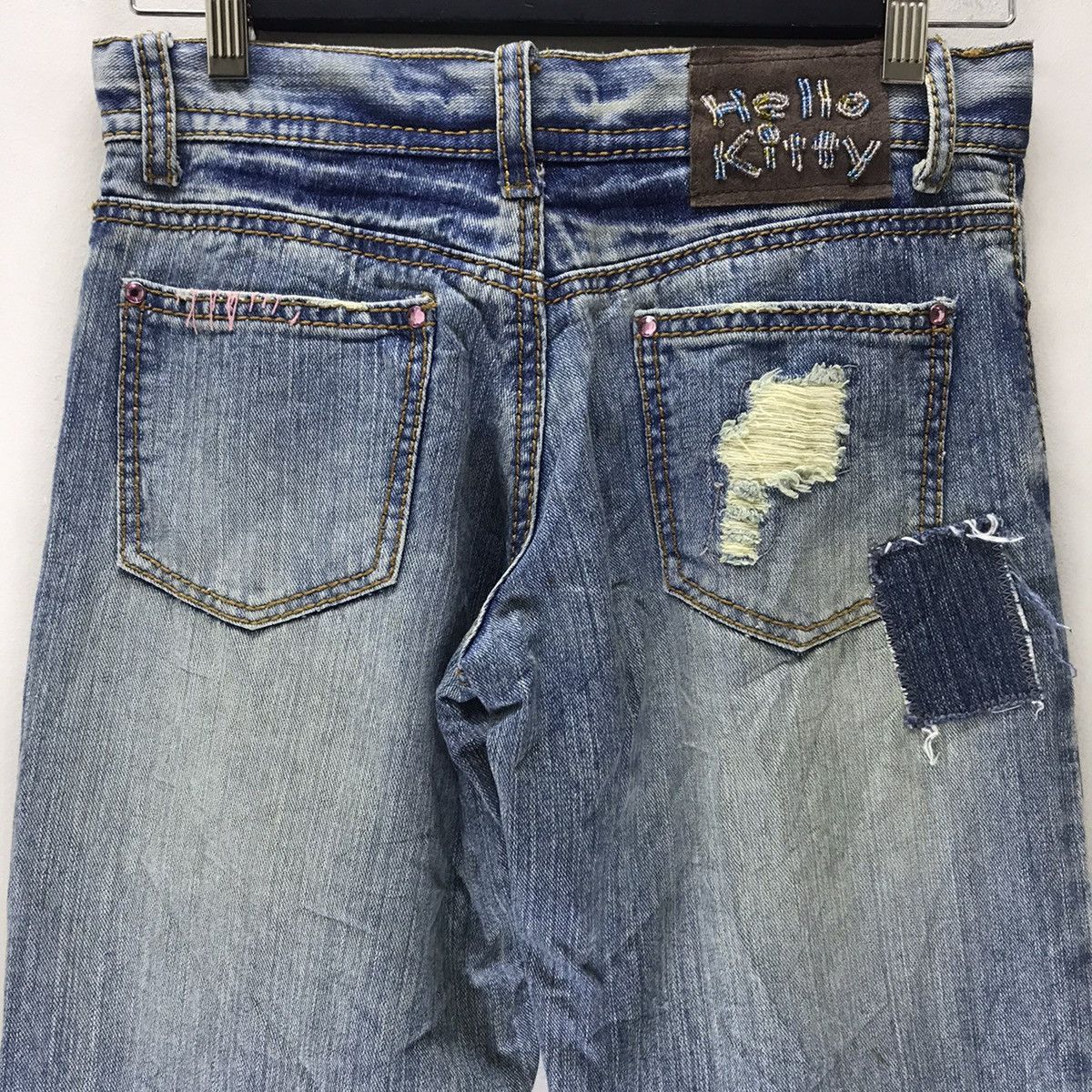 Anime Vintage Hello Kitty Distressed Denim Jeans Size 29" - 11 Thumbnail