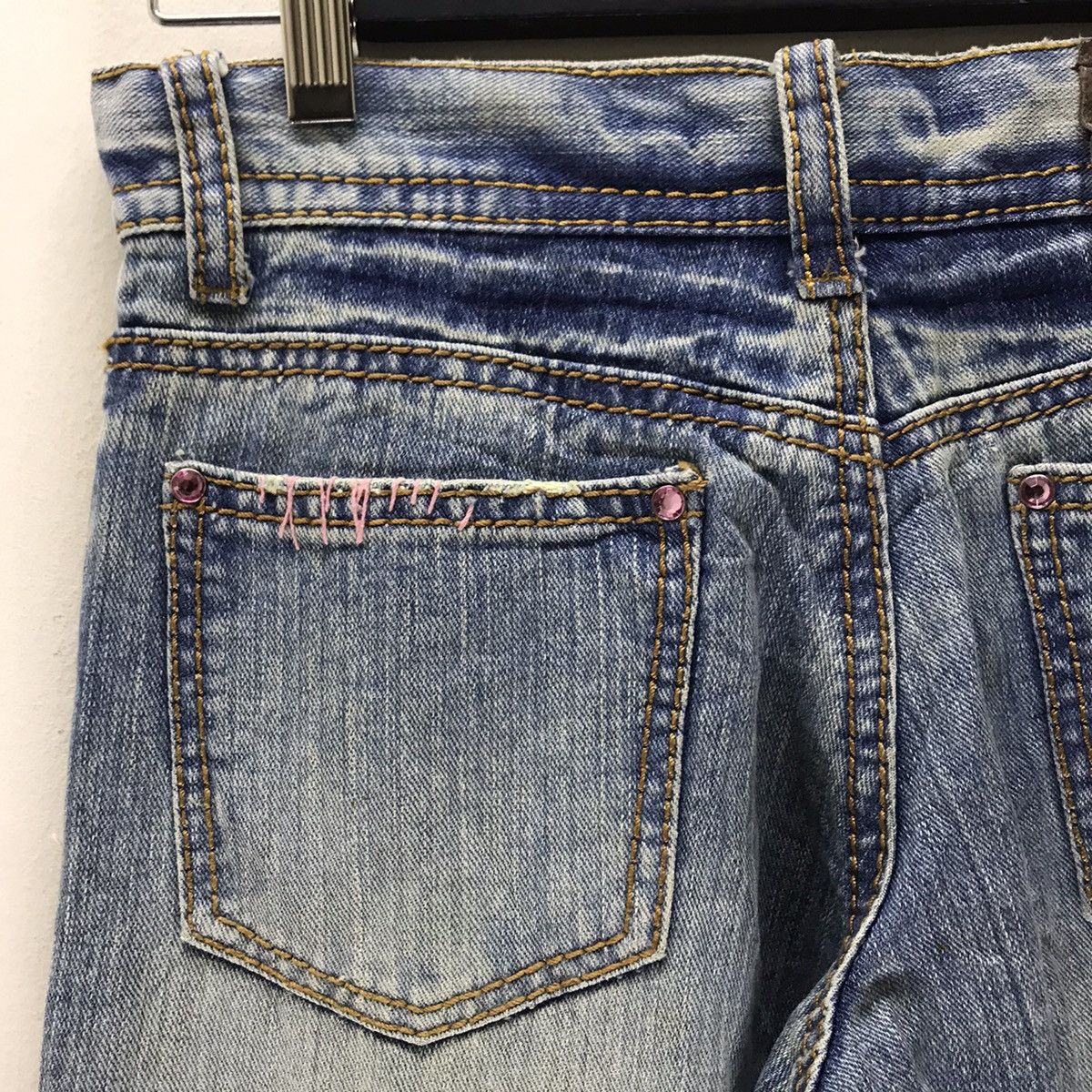 Anime Vintage Hello Kitty Distressed Denim Jeans Size 29" - 12 Thumbnail