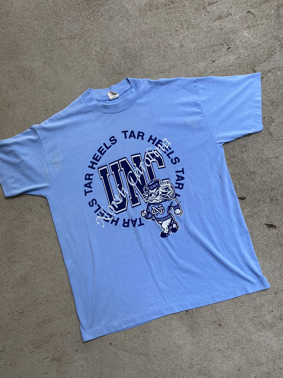 NCAA × Vintage 1994 UNC Tar Hella Tee Size US XL / EU 56 / 4 - 1 Thumbnail