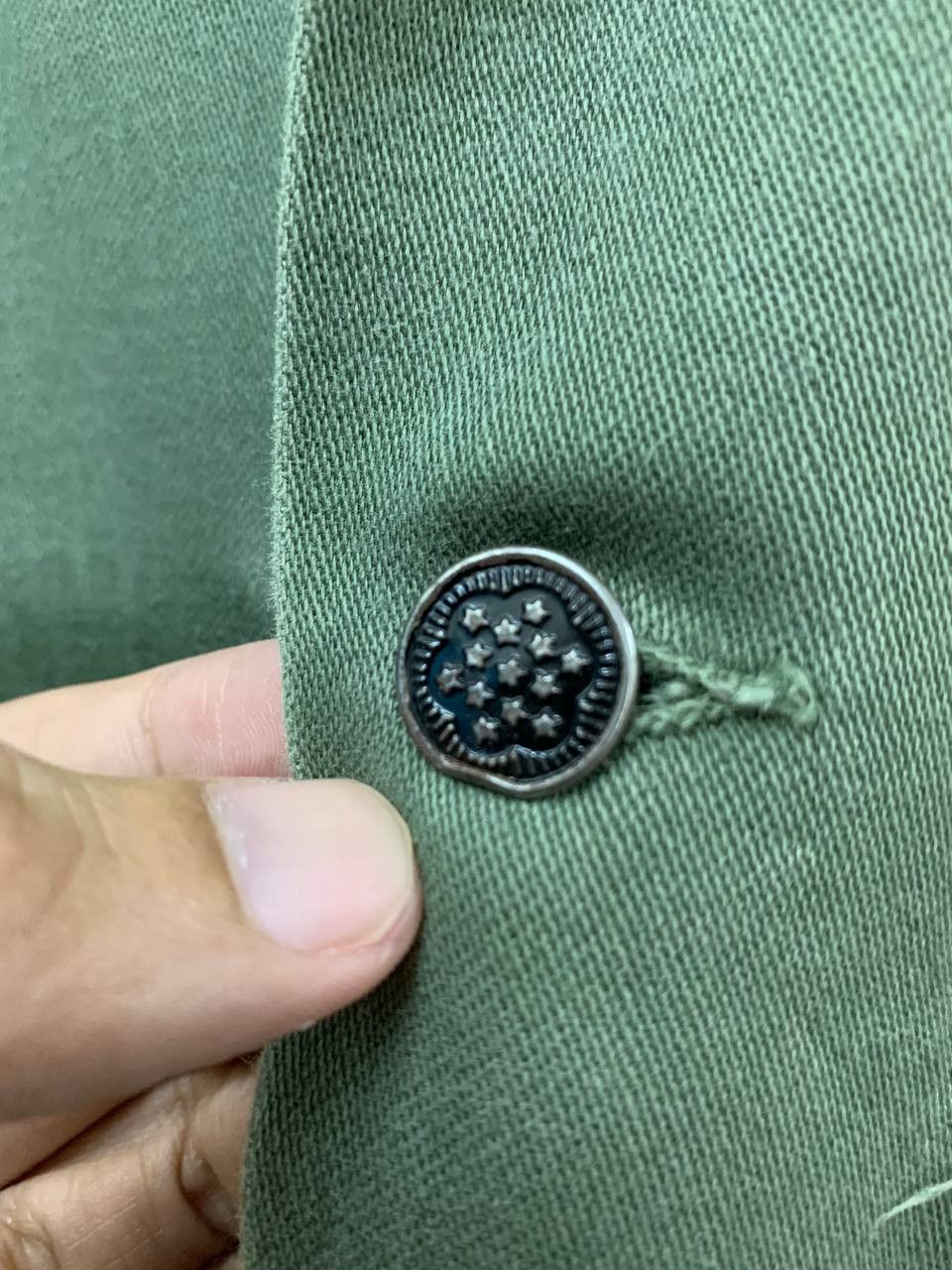 Vintage Vintage 40's WW2 US Army Herringbone 13 Stars HBT Size US L / EU 52-54 / 3 - 8 Thumbnail