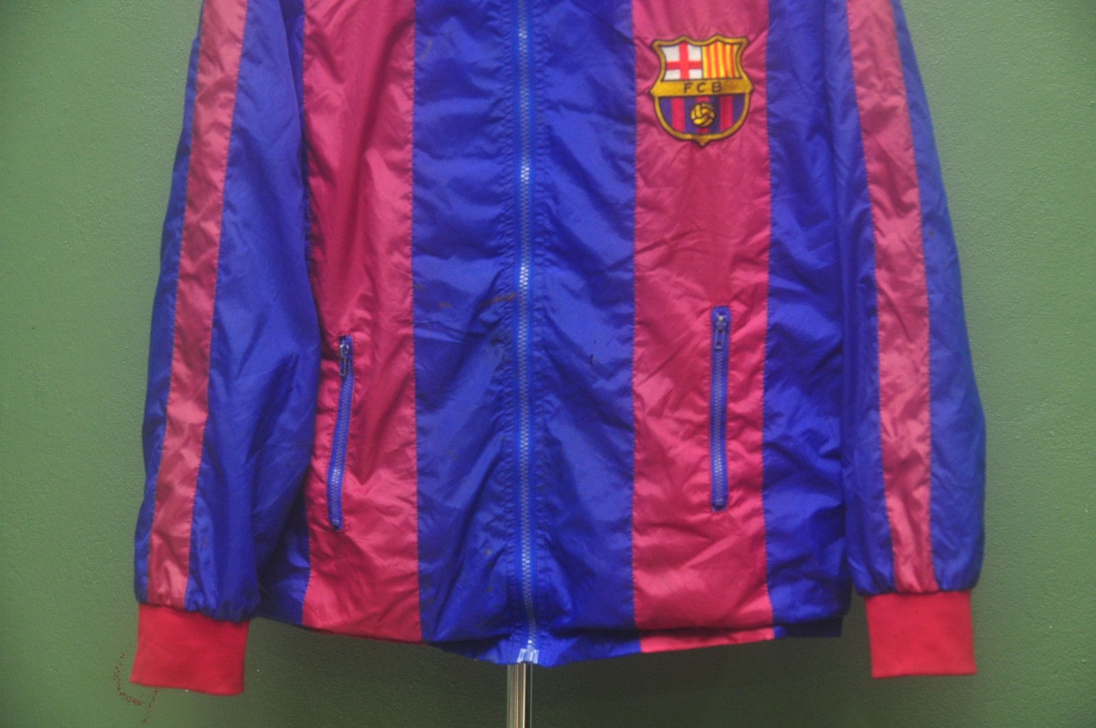 Japanese Brand Vintage Barcelona Football Windbreaker Fashion Size US M / EU 48-50 / 2 - 5 Thumbnail
