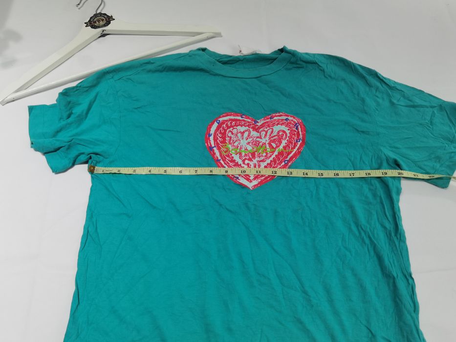 Vintage United Colors of Heart Single Stitch Grailed