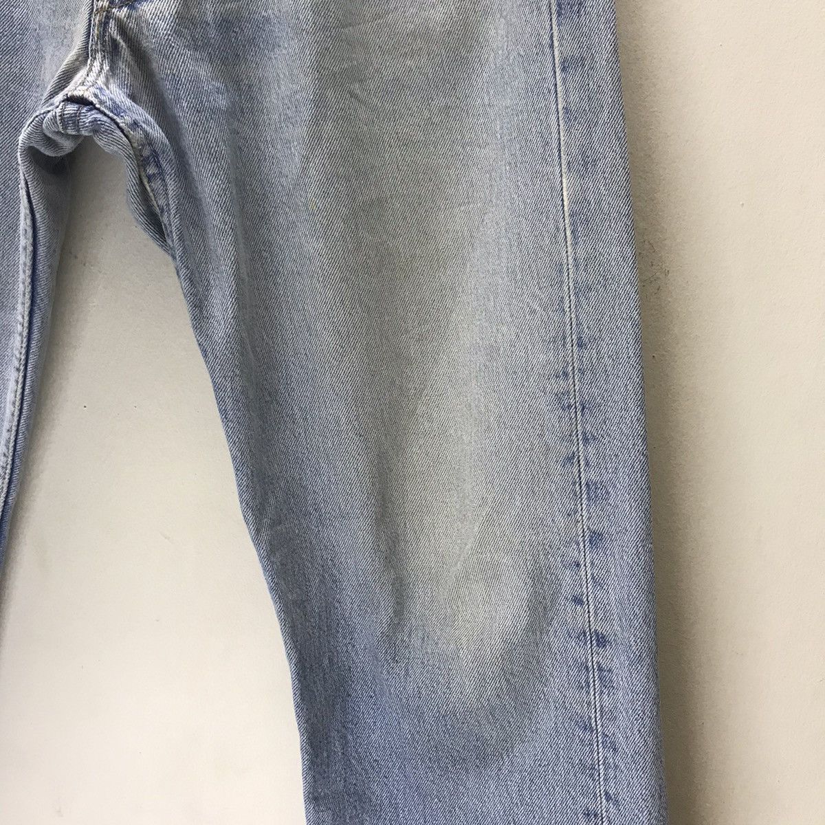Levi's Vintage 90s Levis 501 Distress Lightwash Made in France Size US 34 / EU 50 - 7 Thumbnail