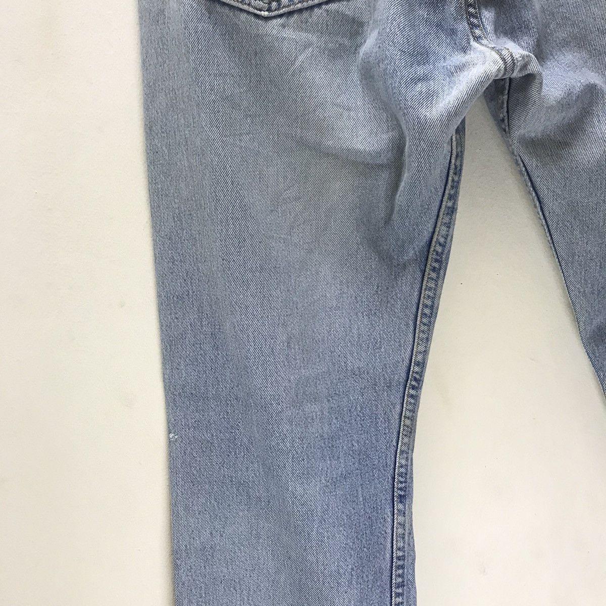 Levi's Vintage 90s Levis 501 Distress Lightwash Made in France Size US 34 / EU 50 - 14 Thumbnail