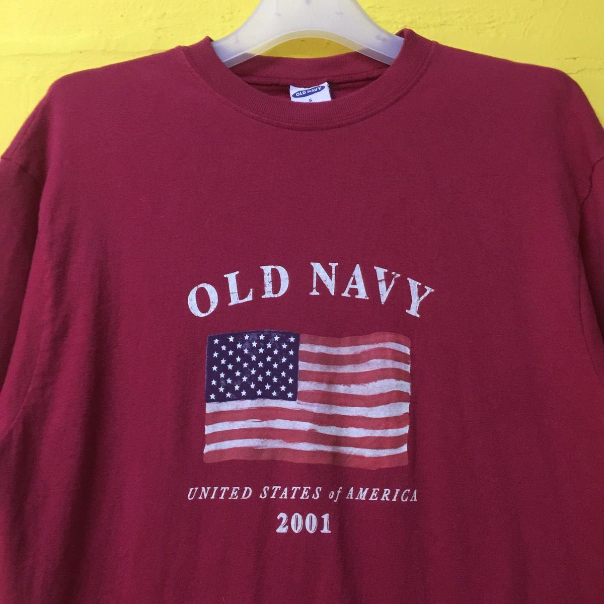 Vintage 2001 Old Navy USA Flag tee