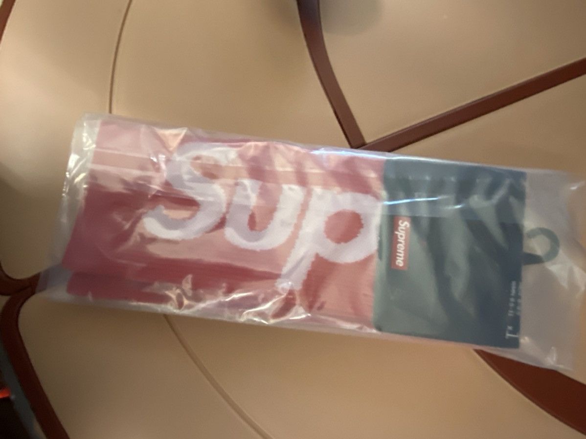Supreme x Nike socks men's size
