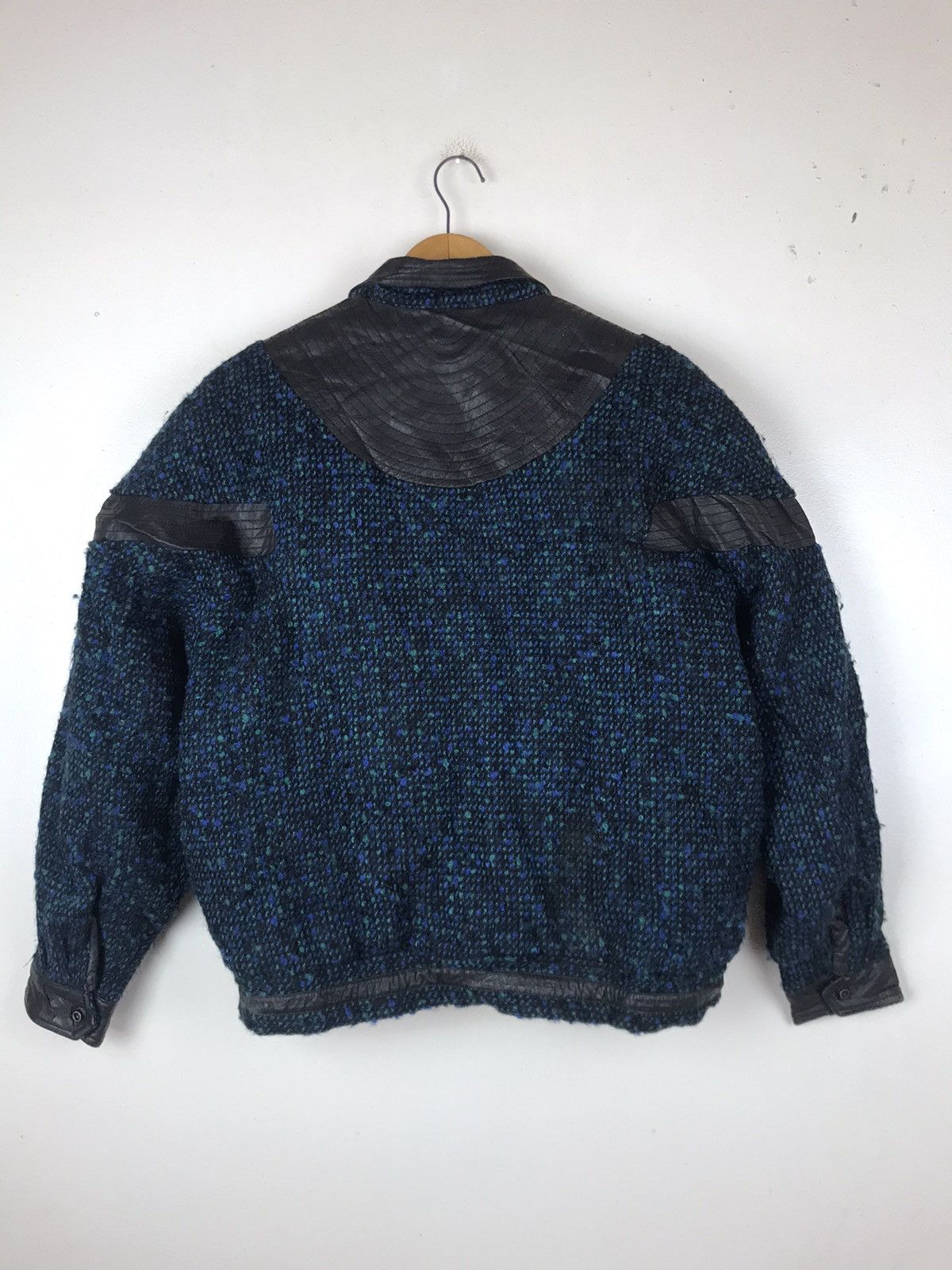 Japanese Brand × Vintage Vintage Cheetah Tweed + Leather Bomber Heavy Jacket Size US L / EU 52-54 / 3 - 3 Thumbnail