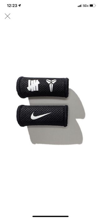 Undefeated x nike x store kobe finger sleeves black