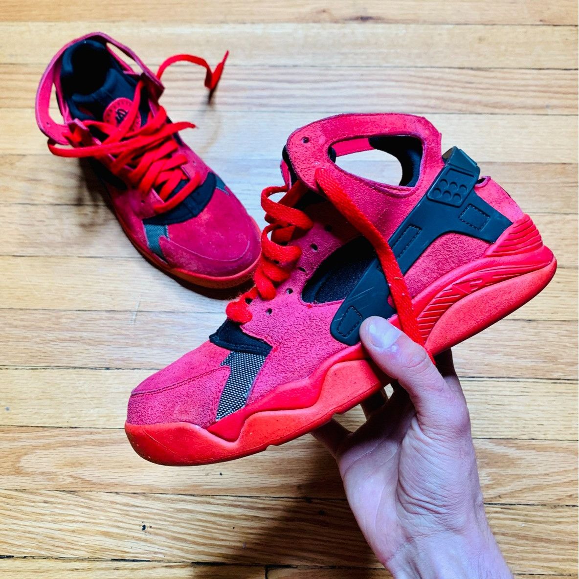 Nike air flight huarache trainer hotsell