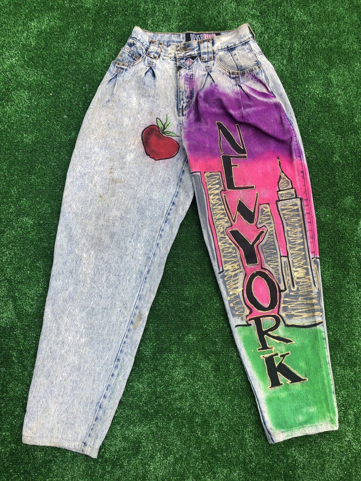 Vintage Vintage 90s New York Airbrushed Jeans Twin Towers Acid Wash Size US 30 / EU 46 - 1 Thumbnail