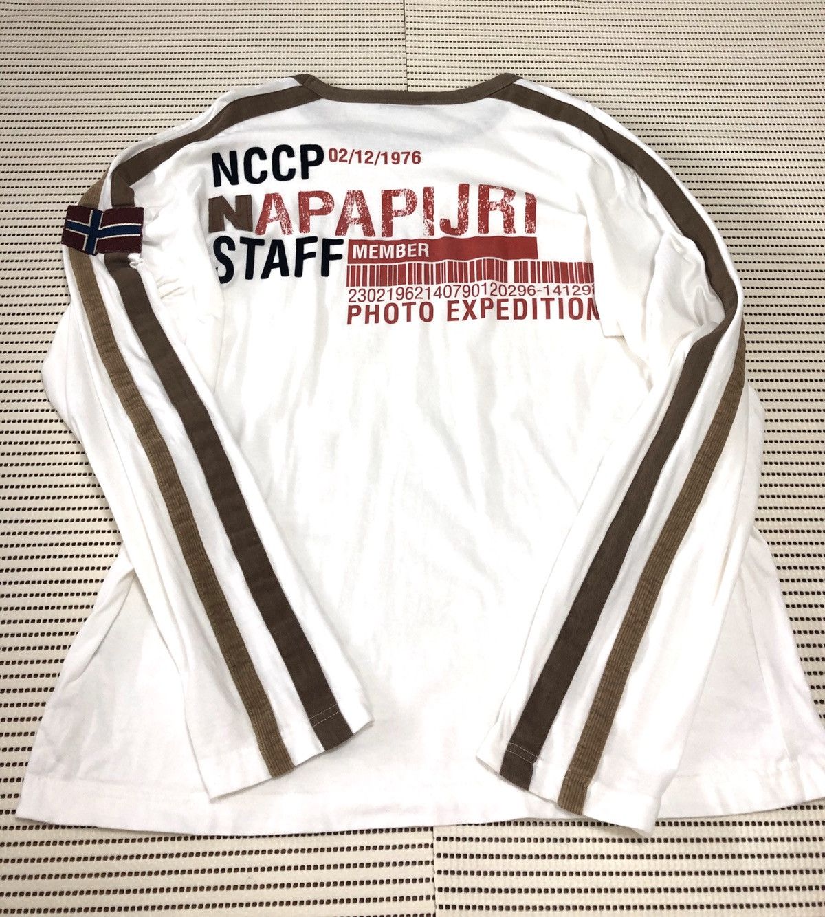 Napapijri Napapijri Corduroy Stripe Long Sleeve T-Shirt Size US L / EU 52-54 / 3 - 8 Thumbnail