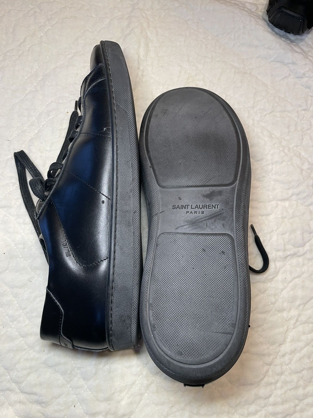 Saint Laurent Paris Court Classic Low Size US 10 / EU 43 - 10 Thumbnail