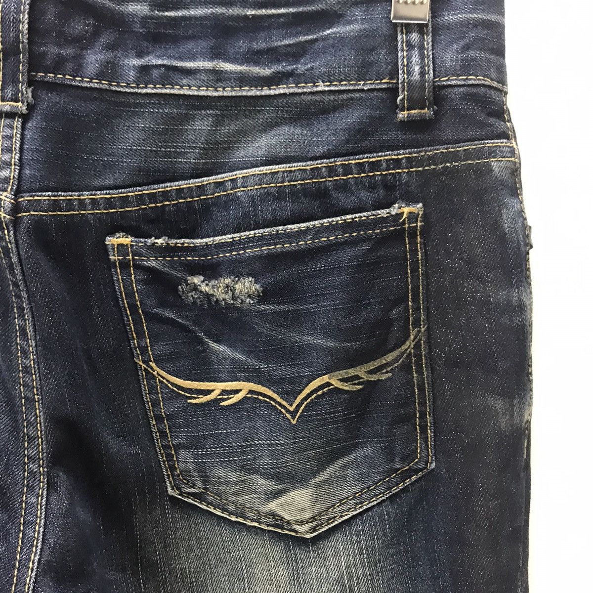 GOSTAR DE FUGA Gostar De Fuga Whisker Coated Denim Jeans Size US 29 - 14 Thumbnail