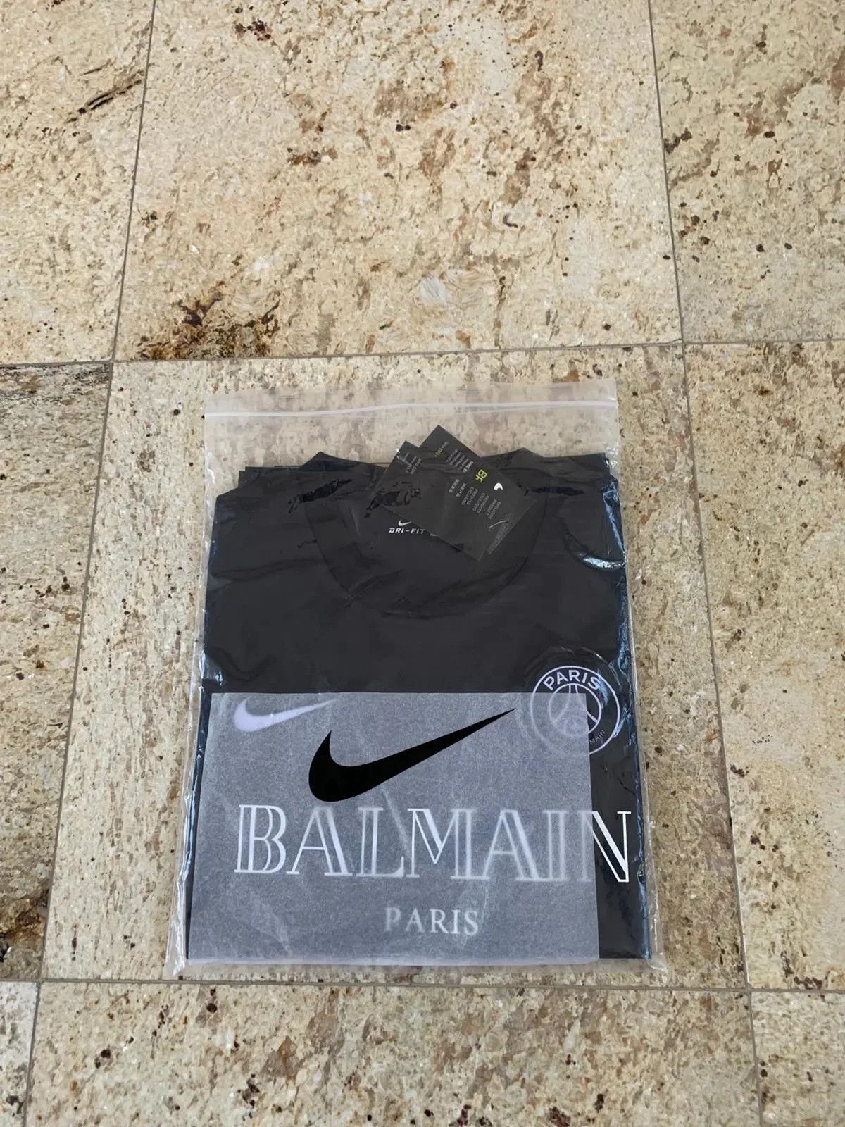 Balmain Tee, SS in Black Size US L / EU 52-54 / 3 - 3 Thumbnail