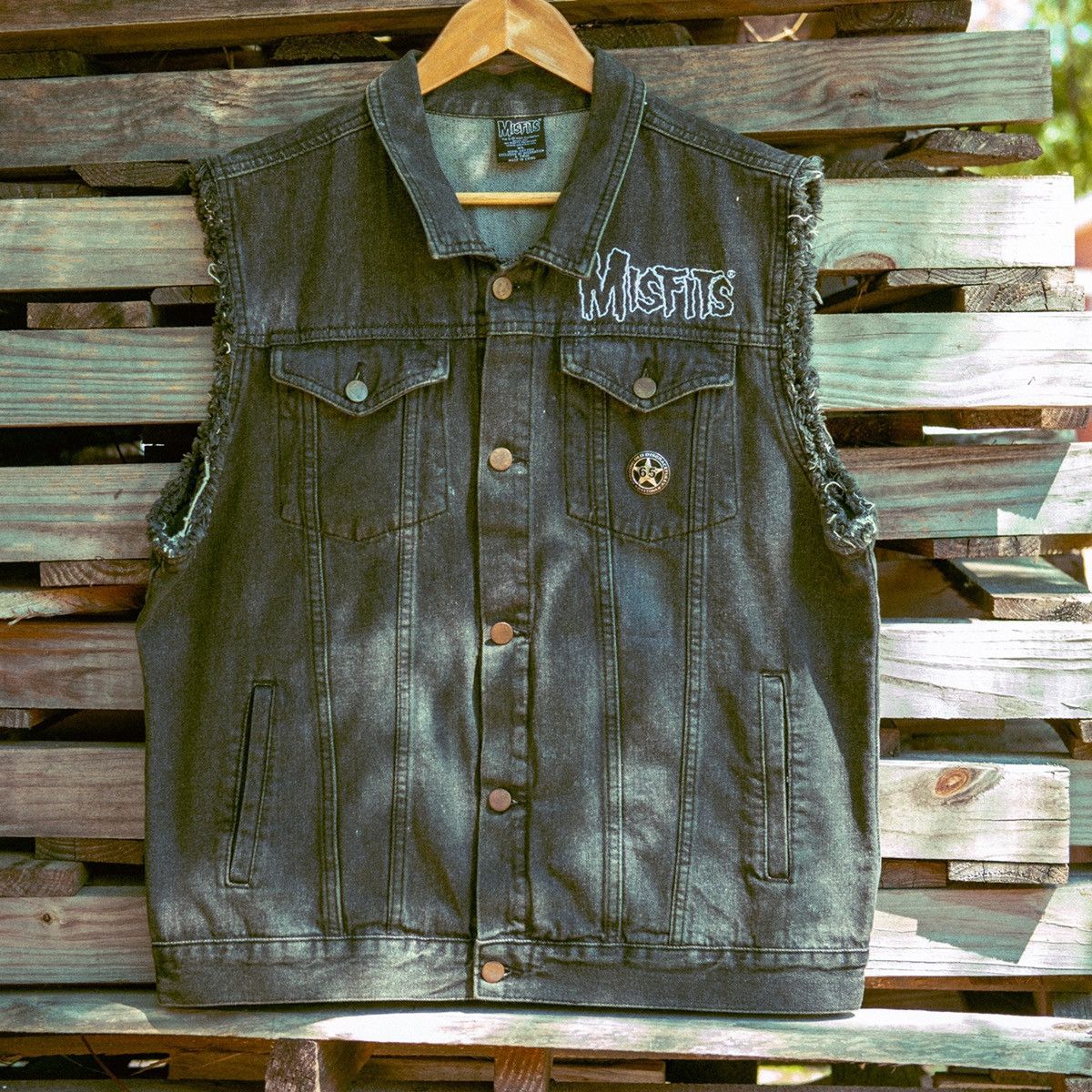 Misfits 2012 MISFITS fiend club vest Size US XL / EU 56 / 4 - 3 Thumbnail