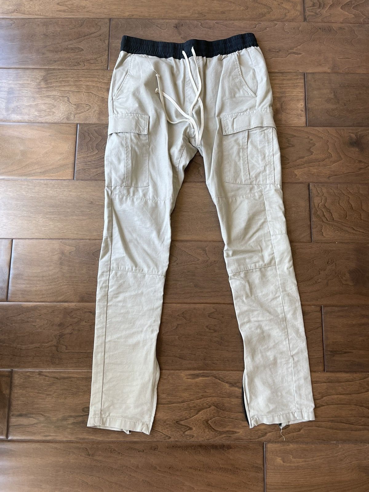 Fear of God FOG Essentials Cargo Pants Size US 33 - 1 Thumbnail