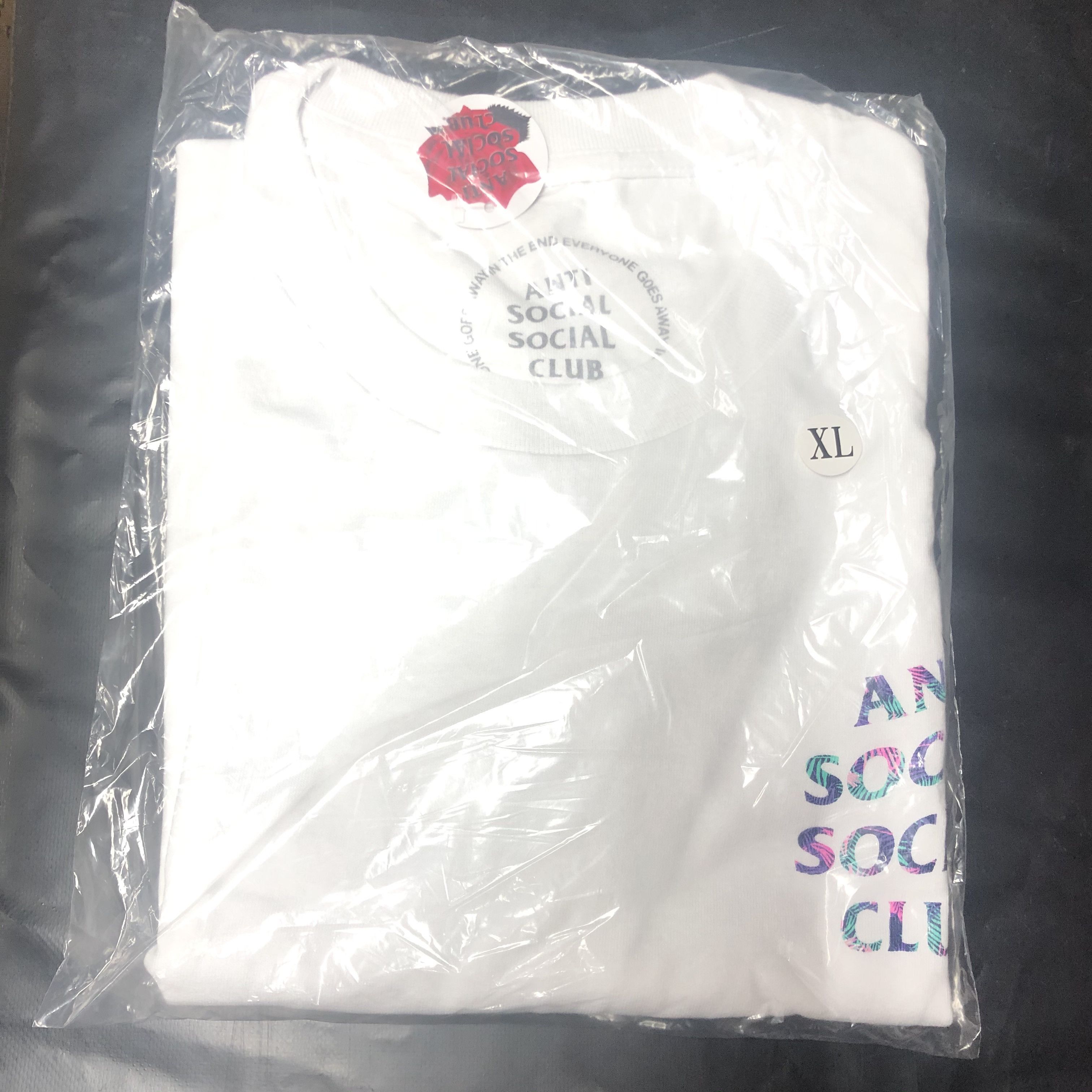 Anti Social Social Club × Members Only DS ASSC Kiss the wall White Tee BAPE KITH FTP FOG CDG OOTD Size US XL / EU 56 / 4 - 2 Thumbnail