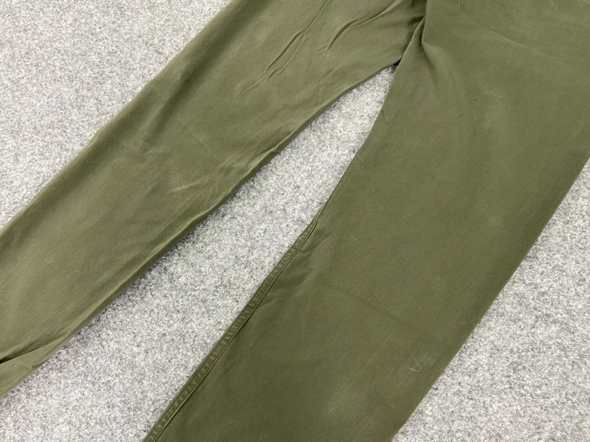 Dockers Dockers alpha khaki pants Size US 35 - 15 Thumbnail