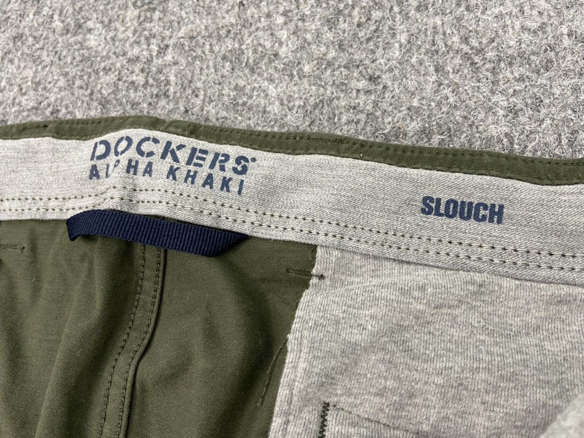 Dockers Dockers alpha khaki pants Size US 35 - 12 Thumbnail