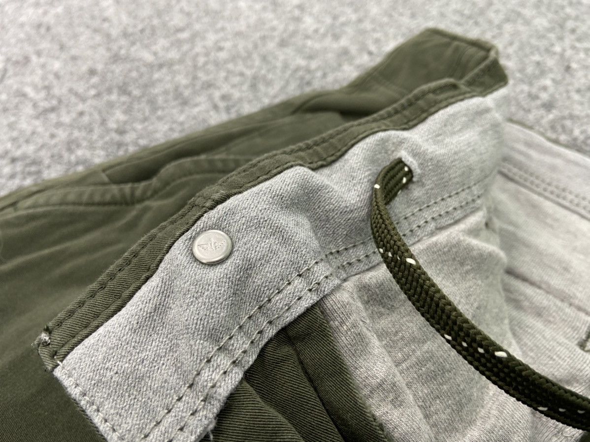 Dockers Dockers alpha khaki pants Size US 35 - 11 Thumbnail