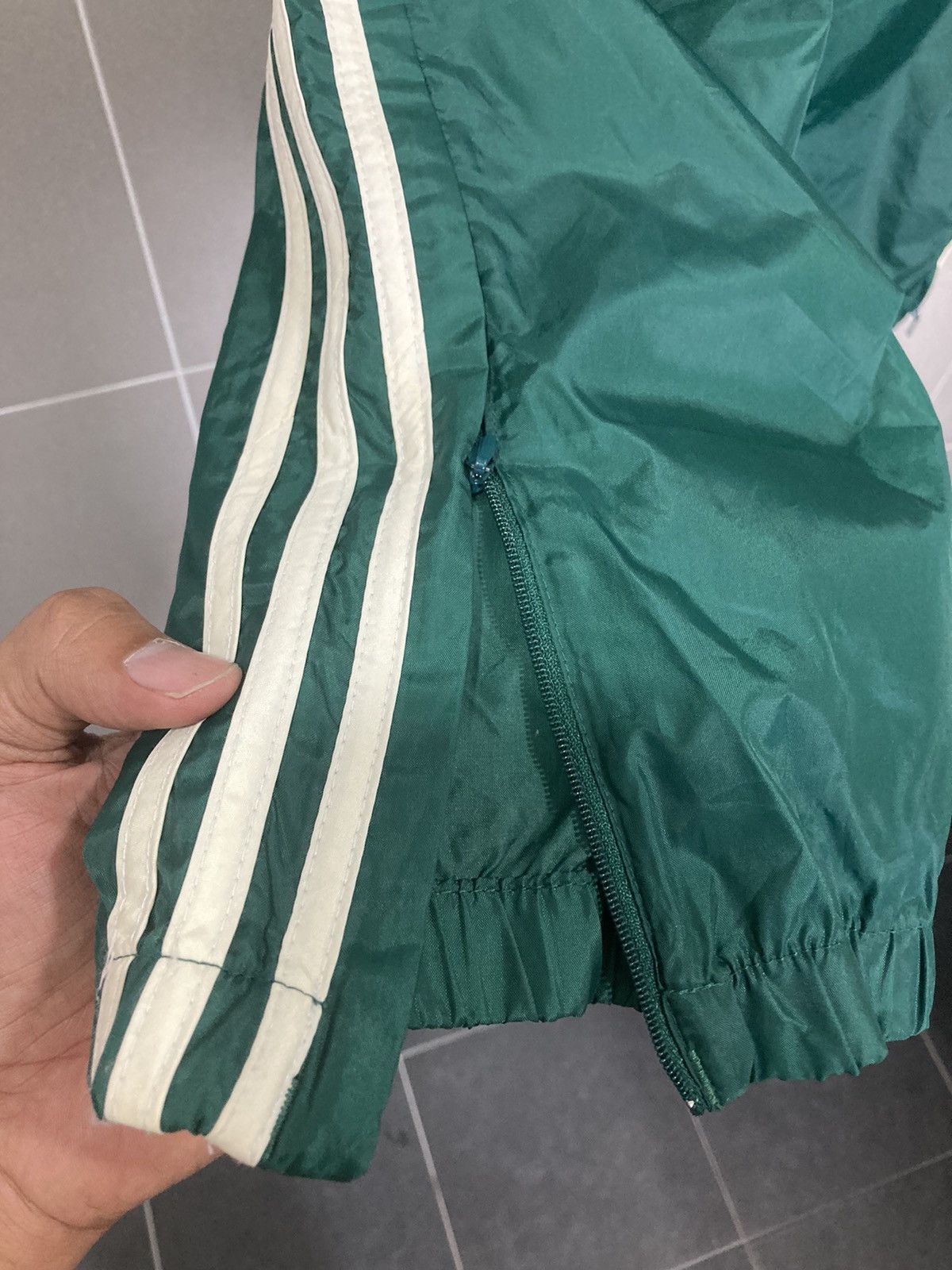 Adidas Vintage Adidas Tracksuit Bottom Pants L Size US 42 / EU 58 - 6 Thumbnail