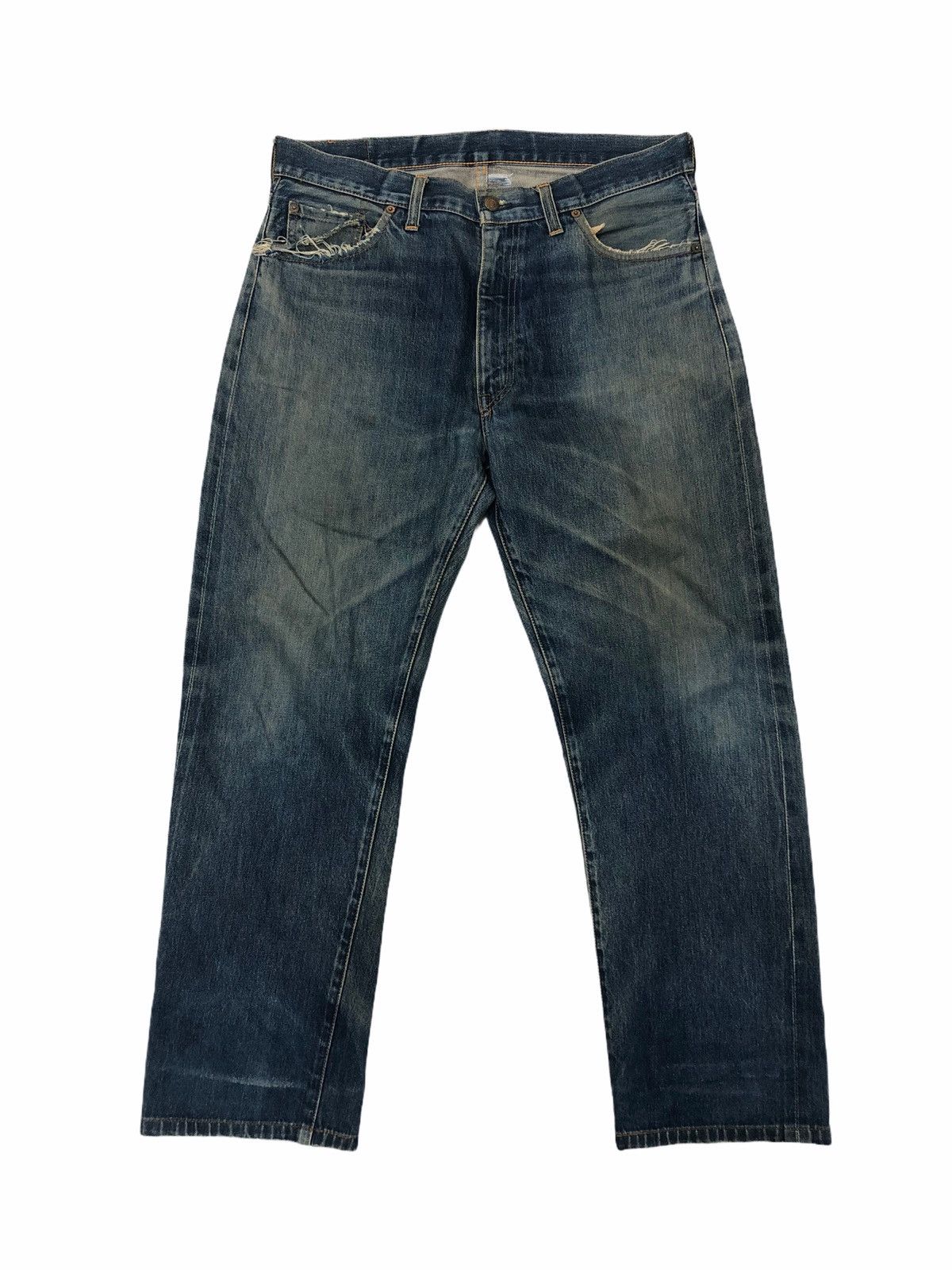 Distressed Denim × Levi