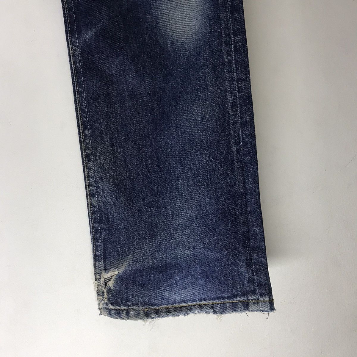 Levi's Vintage 90s Levis 501 Distressed Denim Nice Faded Size US 31 - 9 Thumbnail