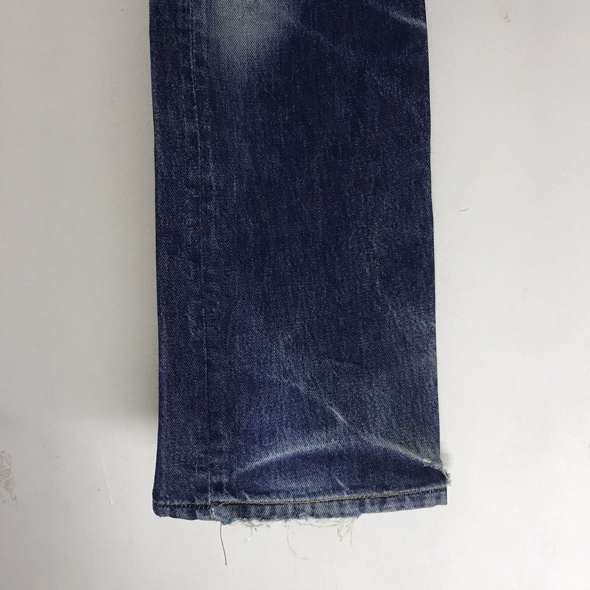 Levi's Vintage 90s Levis 501 Distressed Denim Nice Faded Size US 31 - 8 Thumbnail