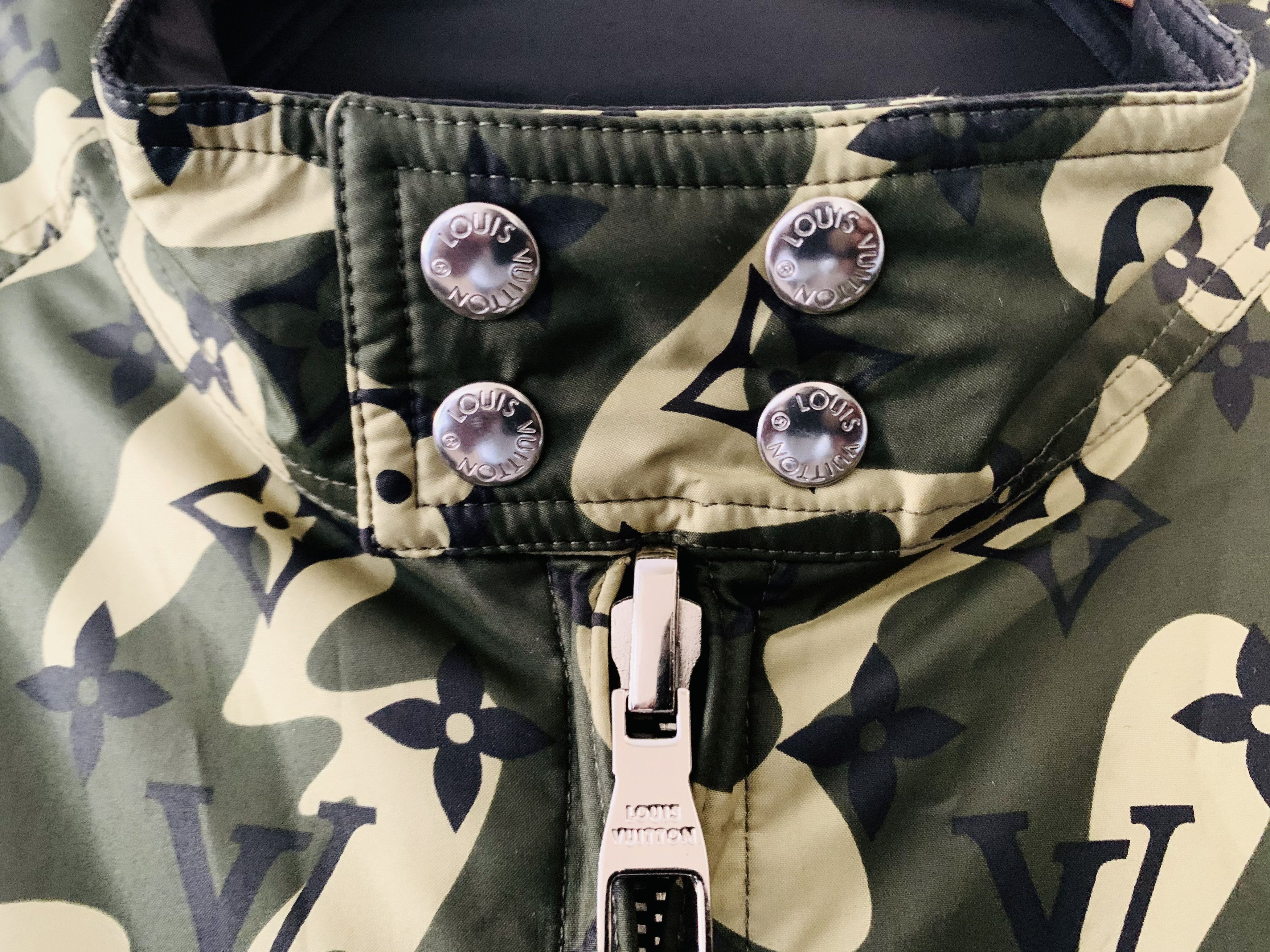 Louis Vuitton × Takashi Murakami Louis Vuitton x Takashi Murakami Reversible 2008 Size US L / EU 52-54 / 3 - 3 Thumbnail