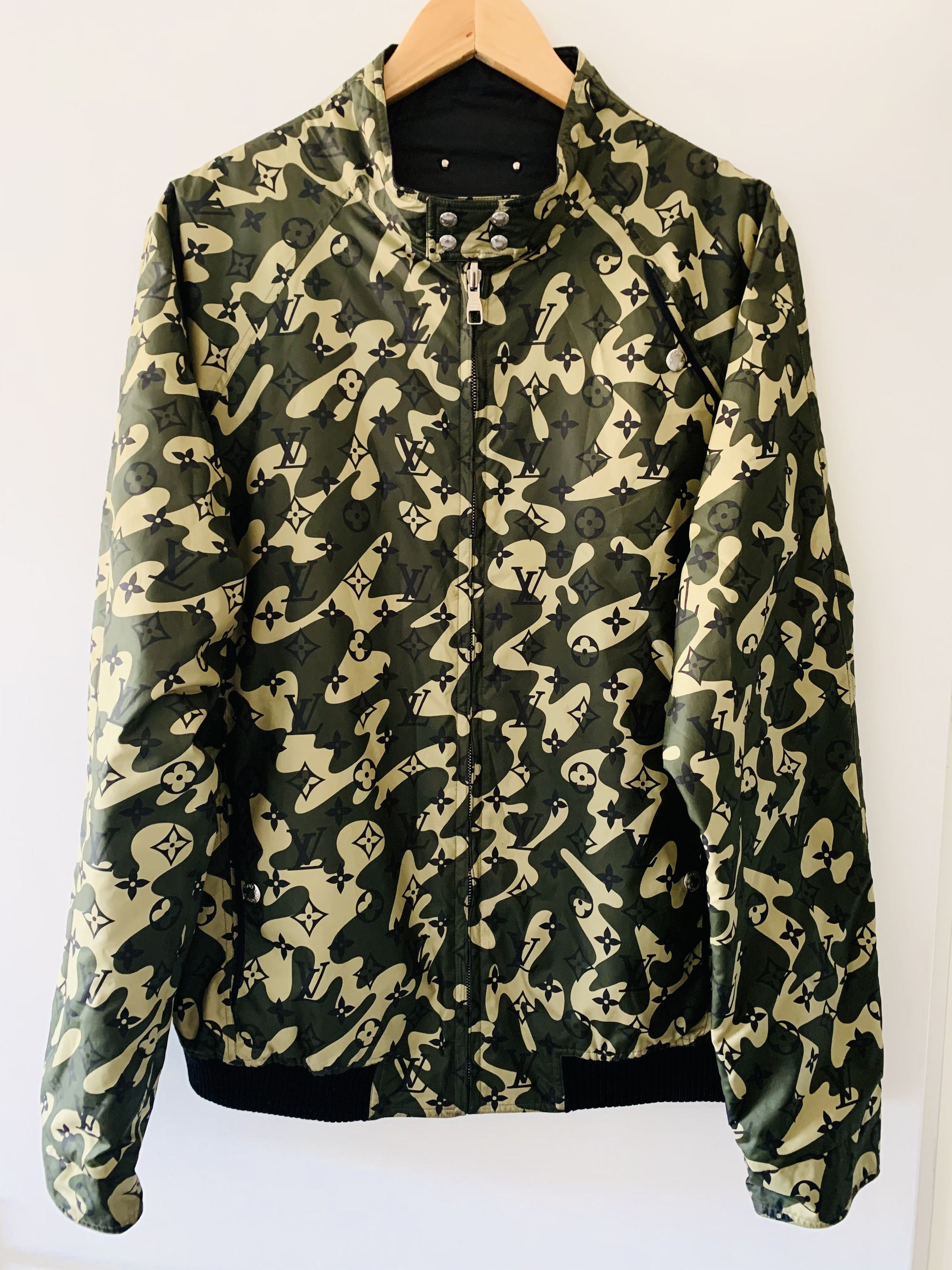 Louis Vuitton 2008 Murakami Monogramouflage Reversible Jacket – Ākaibu Store