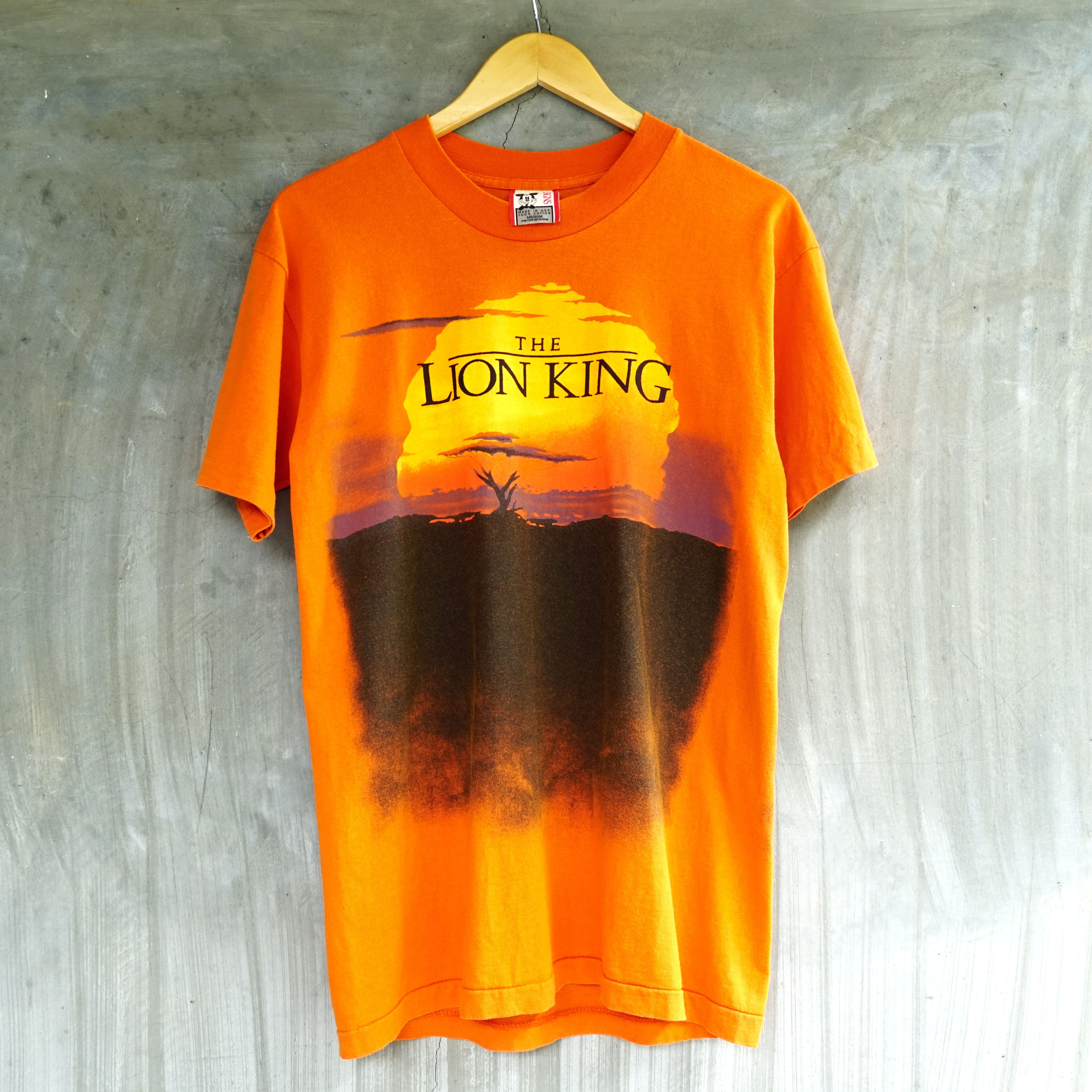 Disney VTG Disney Lion King Movie Art 90s Tee shirt Size US M / EU 48-50 / 2 - 1 Thumbnail