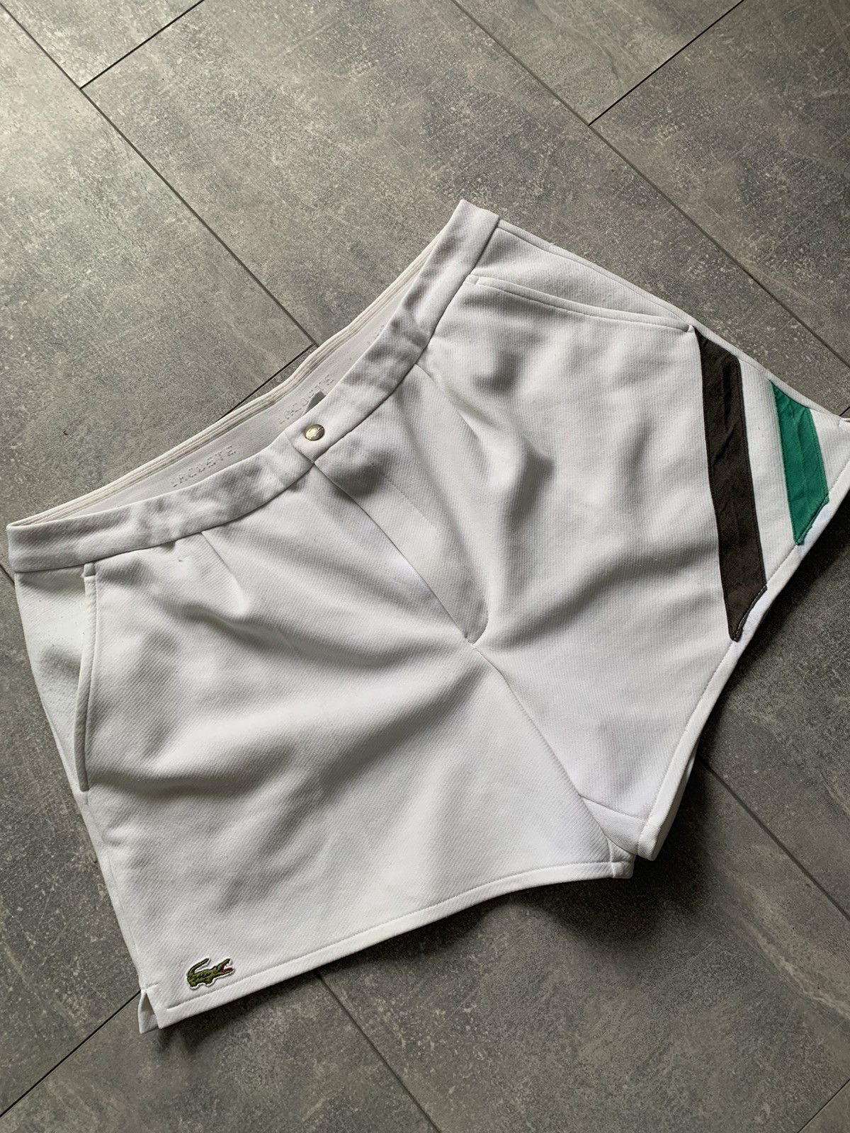 Lacoste × Vintage Rare made in france Lacoste true white tennis shorts Size US 34 / EU 50 - 11 Thumbnail
