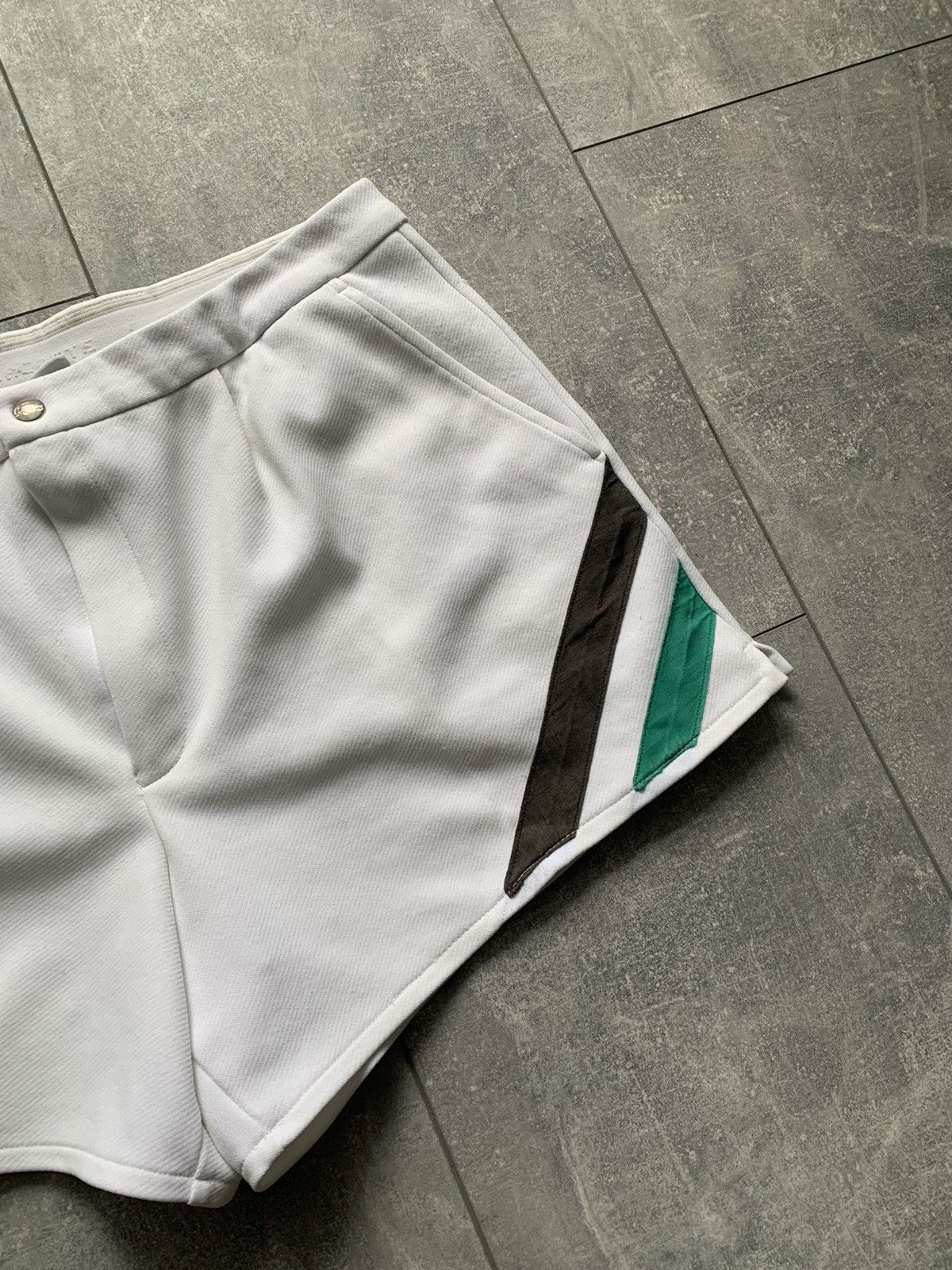 Lacoste × Vintage Rare made in france Lacoste true white tennis shorts Size US 34 / EU 50 - 7 Thumbnail