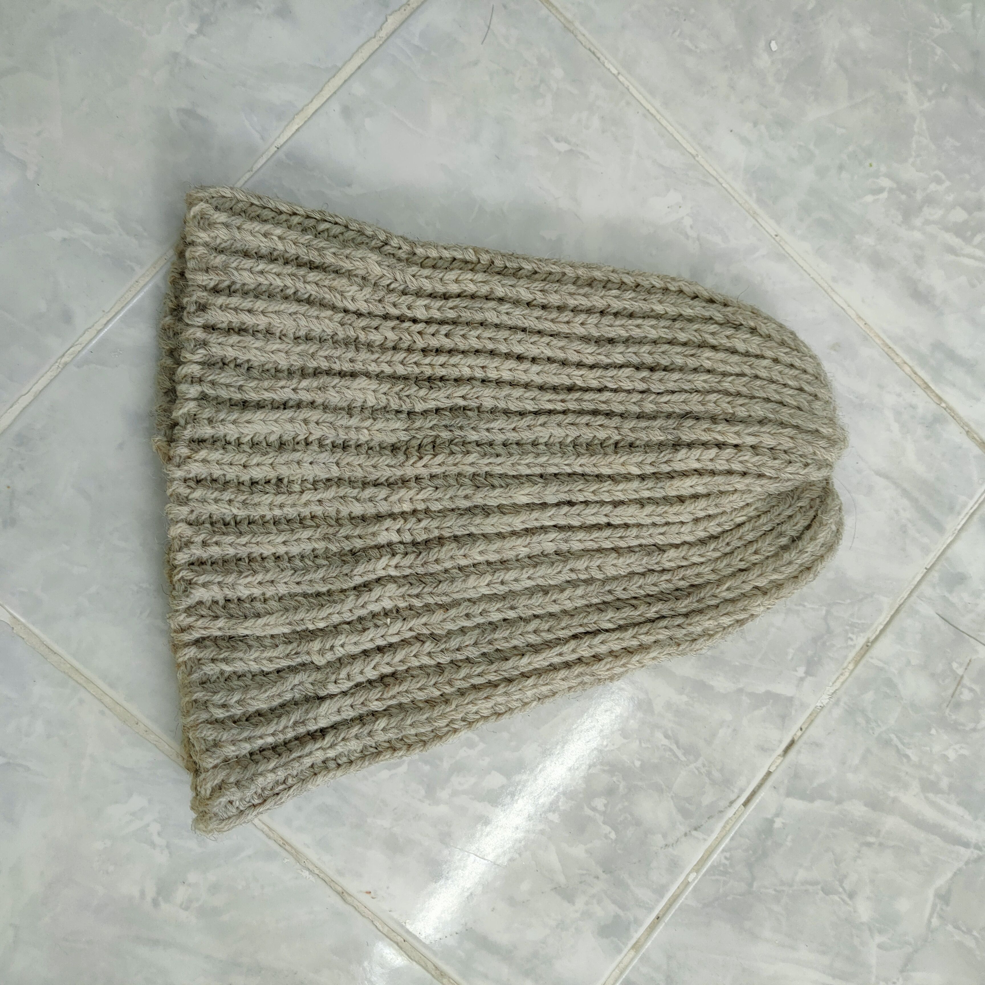 Aran Isles Knitwear × Highland 2000 BESTOFFER 💥 HIGLAND 2000 WOOL NATURAL BEANIE HAT Size ONE SIZE - 4 Thumbnail