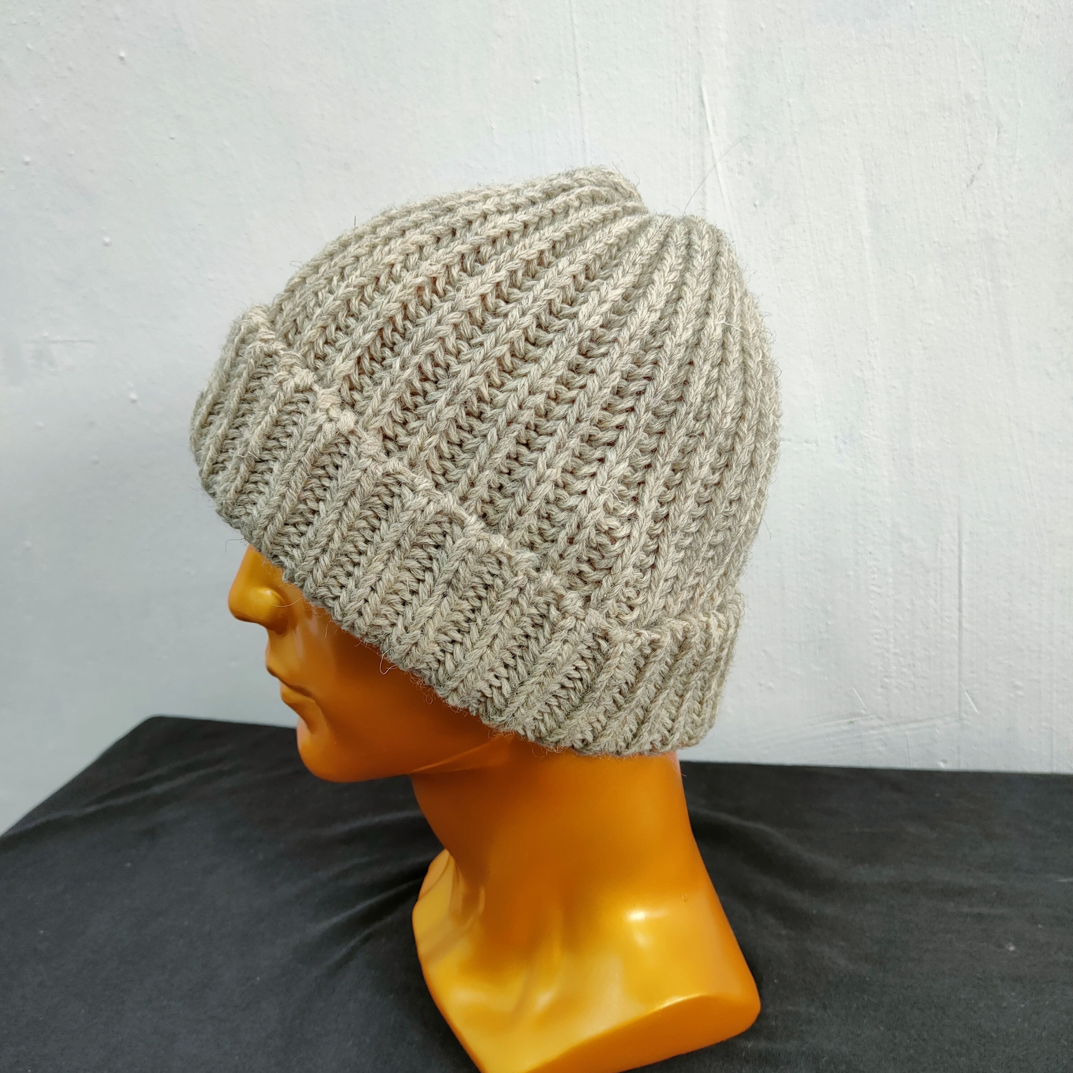 Aran Isles Knitwear × Highland 2000 BESTOFFER 💥 HIGLAND 2000 WOOL NATURAL BEANIE HAT Size ONE SIZE - 2 Thumbnail
