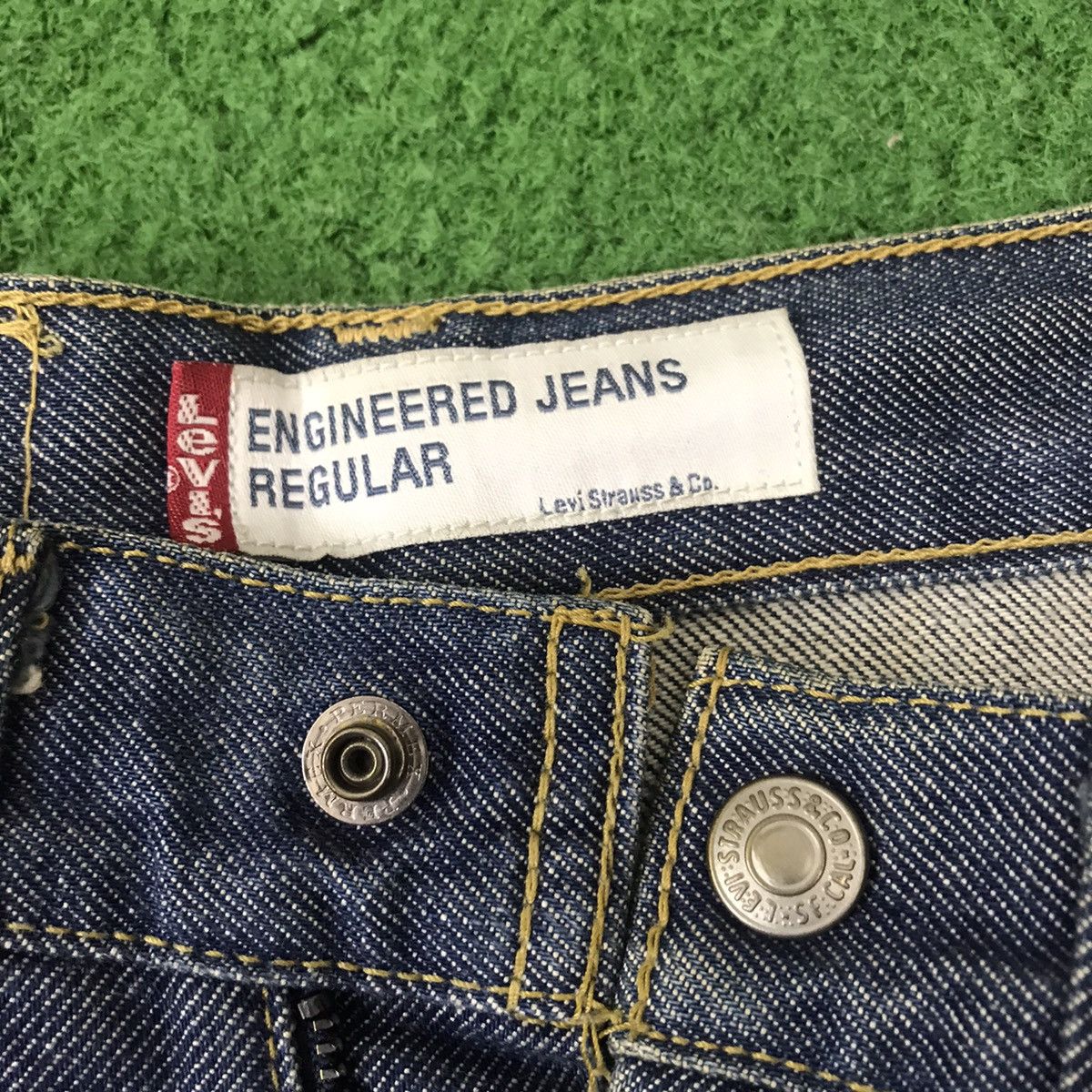 Levi's Vintage Levis Enginnered Made in Japan Size US 26 / EU 42 - 8 Thumbnail