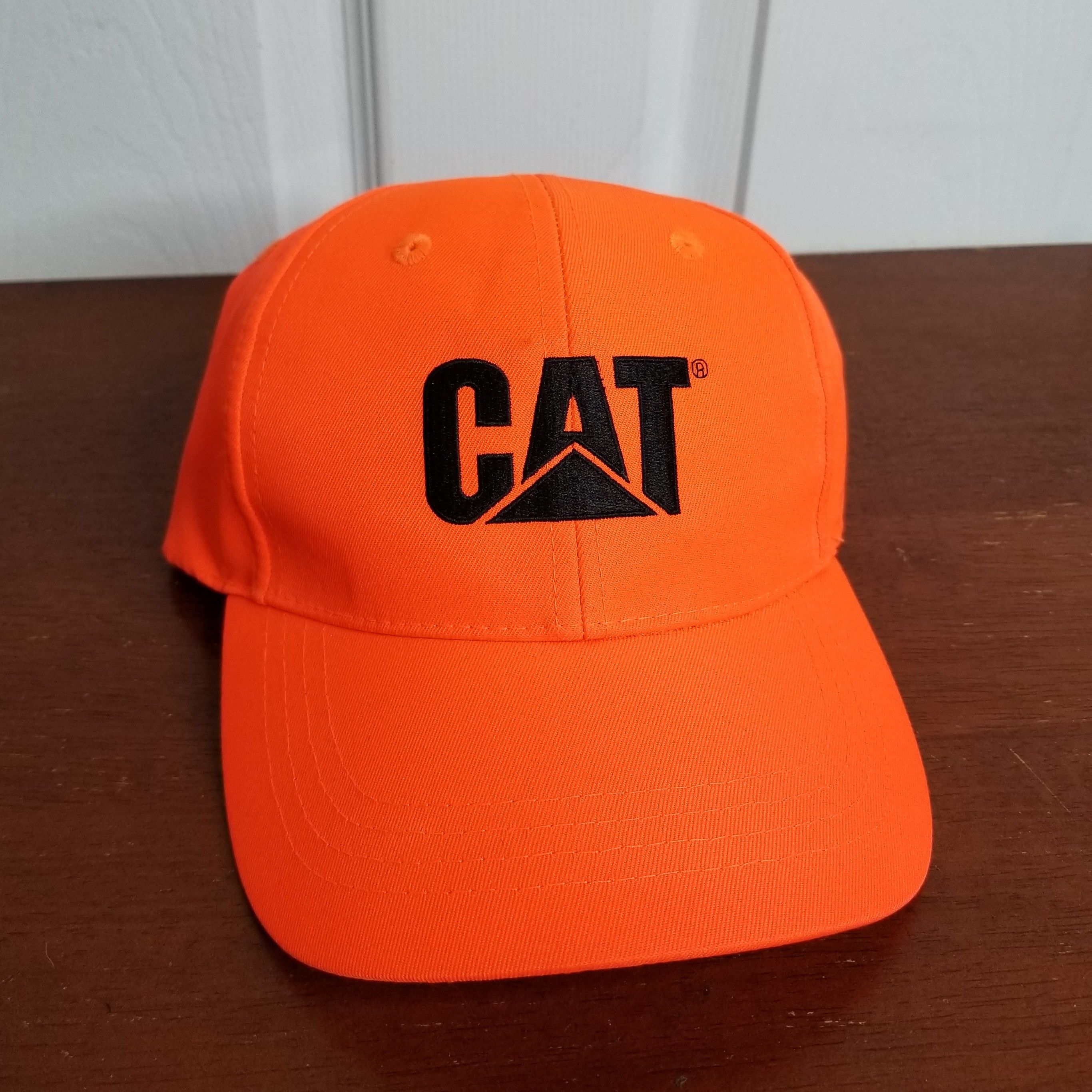 Caterpillar Caterpillar CAT Embroidered Logo Curved Brim Velcro Dad Hat Size ONE SIZE - 1 Preview